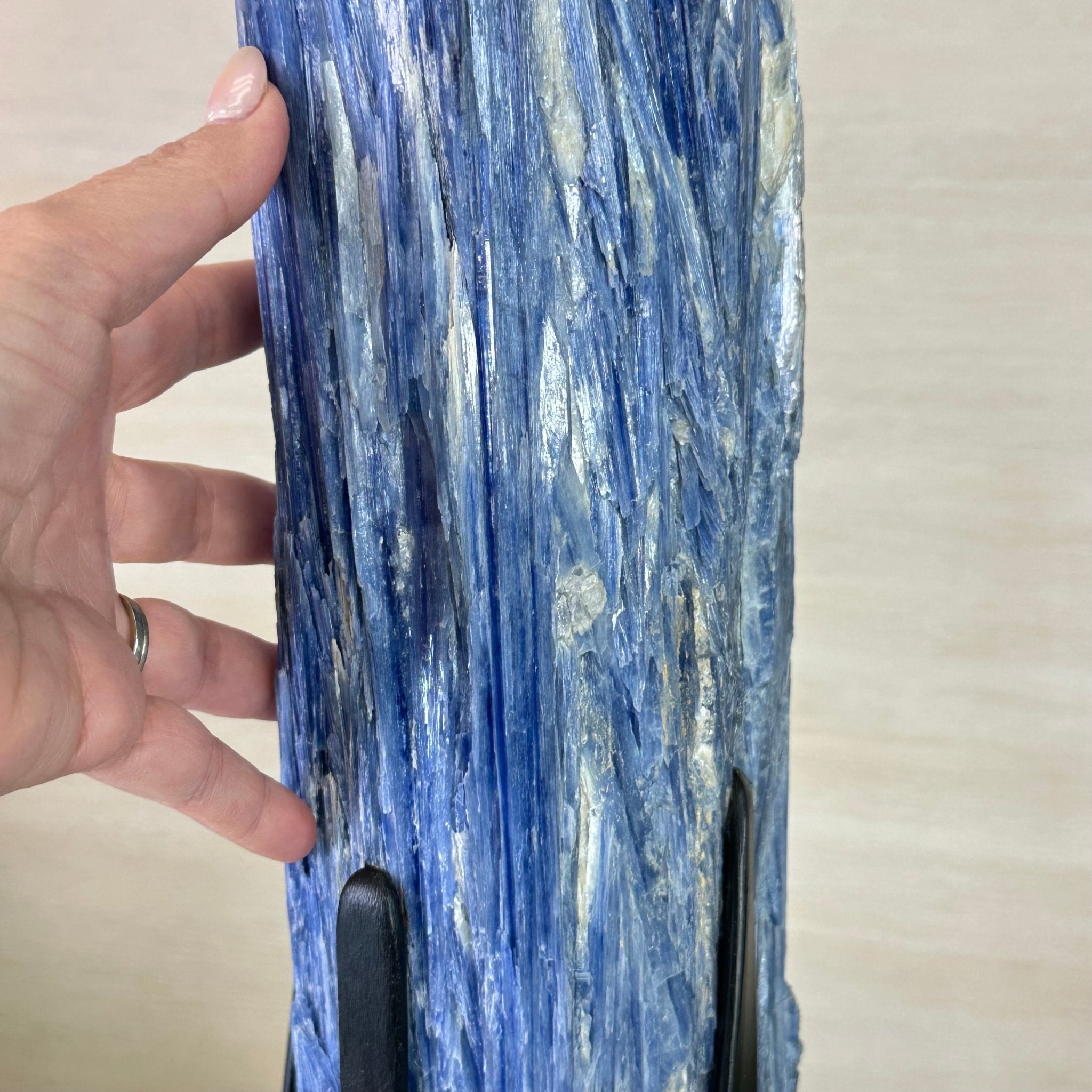 Large Kyanite Crystal on Rotating Stand, 45.6 lbs and 30.9" Tall #6011 - 0002 - Brazil GemsBrazil GemsLarge Kyanite Crystal on Rotating Stand, 45.6 lbs and 30.9" Tall #6011 - 0002Clusters on Rotating Bases6011 - 0002