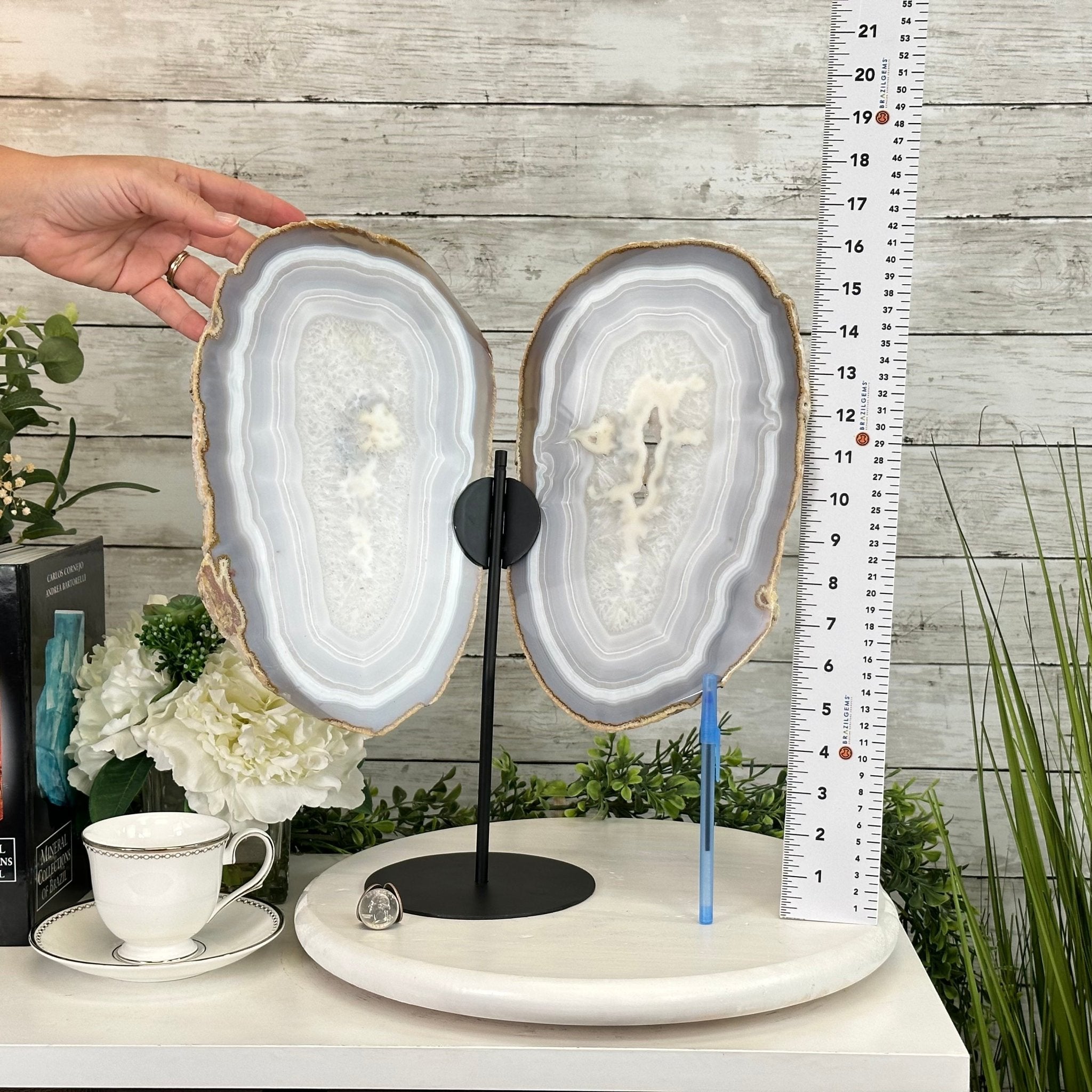Large Natural Brazilian Agate "Butterfly Wings", Metal Stand, 16.5" Tall Model #5050NA-072 by Brazil Gems - Brazil GemsBrazil GemsLarge Natural Brazilian Agate "Butterfly Wings", Metal Stand, 16.5" Tall Model #5050NA-072 by Brazil GemsAgate Butterfly Wings5050NA-072