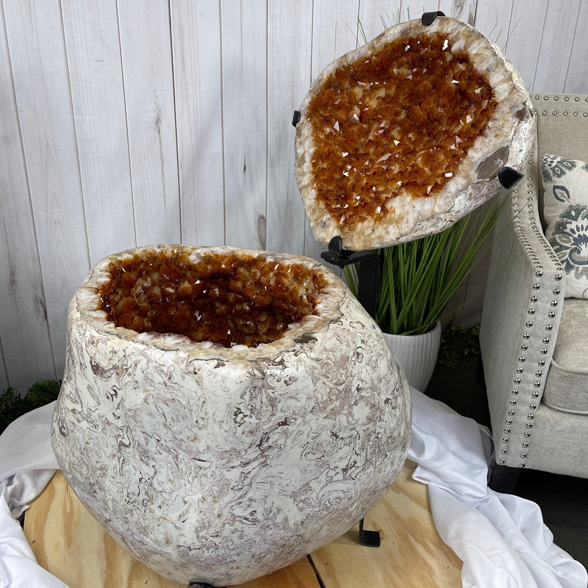 Large Super Quality Citrine "Jewelry Box" with Clam Shell Style Lid, 497 lbs & 28.25" tall Model #5858-0001 by Brazil Gems - Brazil GemsBrazil GemsLarge Super Quality Citrine "Jewelry Box" with Clam Shell Style Lid, 497 lbs & 28.25" tall Model #5858-0001 by Brazil GemsGeode Jewelry Boxes5858-0001