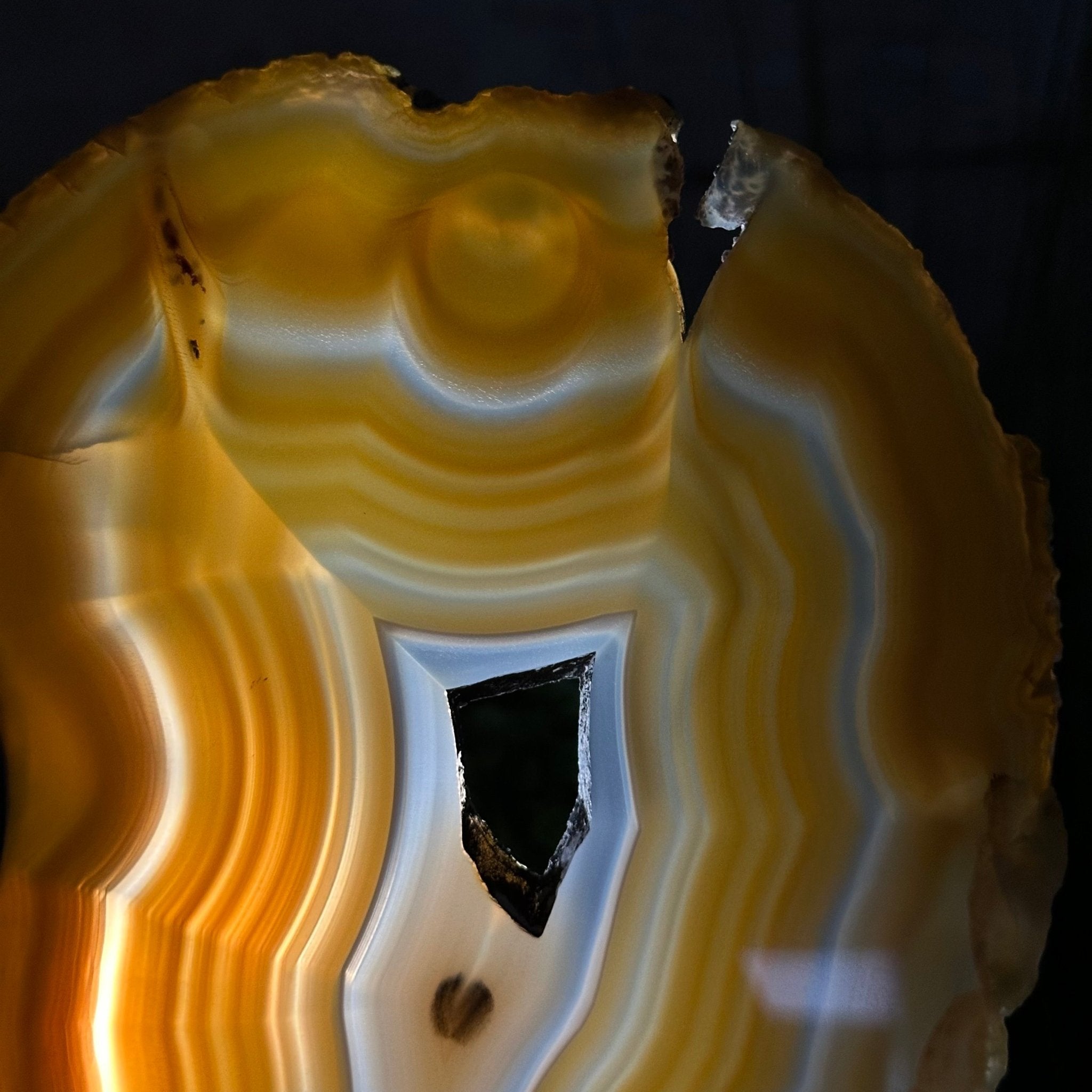 Natural Brazilian Agate "Butterfly Wings", 9.1" Tall #5050NA-133 - Brazil GemsBrazil GemsNatural Brazilian Agate "Butterfly Wings", 9.1" Tall #5050NA-133Agate Butterfly Wings5050NA-133