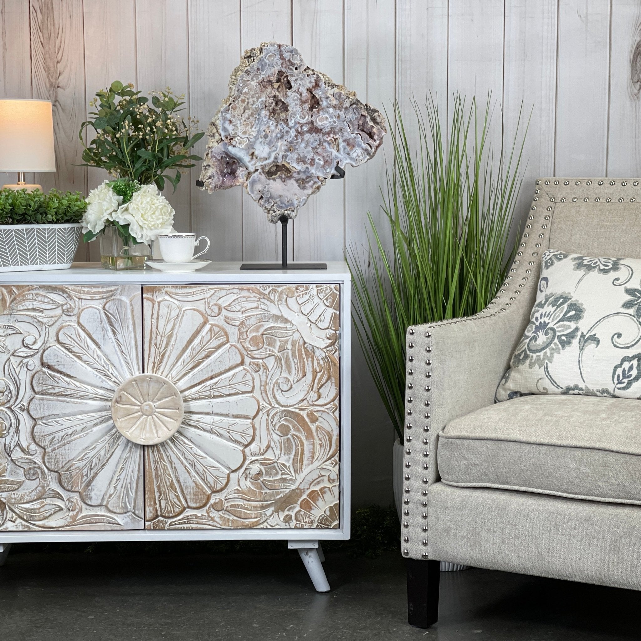 Pink Amethyst Slice on a Stand, 16.1 lbs and 20.4" Tall #5742-0003 by Brazil Gems - Brazil GemsBrazil GemsPink Amethyst Slice on a Stand, 16.1 lbs and 20.4" Tall #5742-0003 by Brazil GemsSlices on Fixed Bases5742-0003