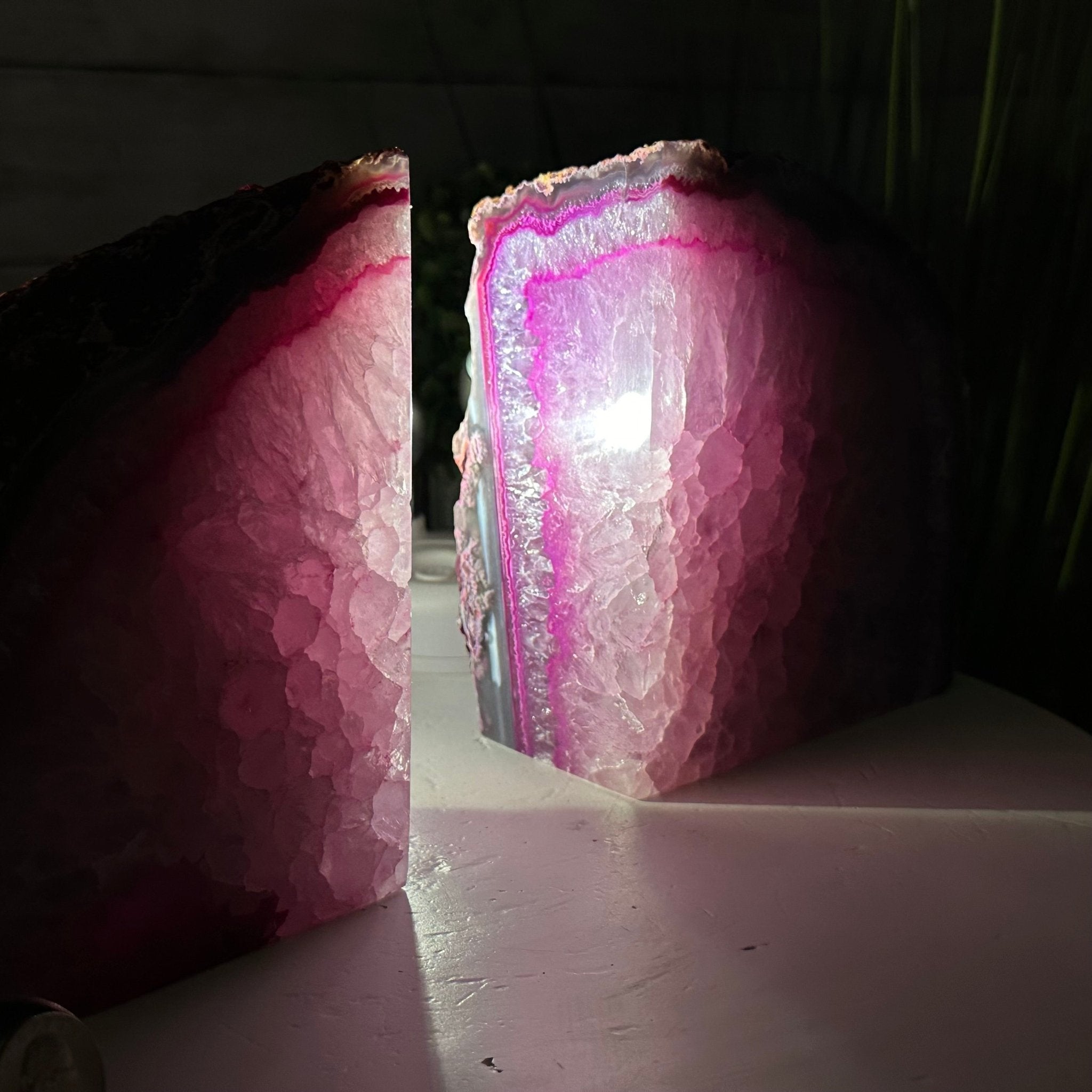Pink Dyed Brazilian Agate Stone Bookends, 12.7 lbs & 5.9" tall #5151PA-026 - Brazil GemsBrazil GemsPink Dyed Brazilian Agate Stone Bookends, 12.7 lbs & 5.9" tall #5151PA-026Bookends5151PA-026