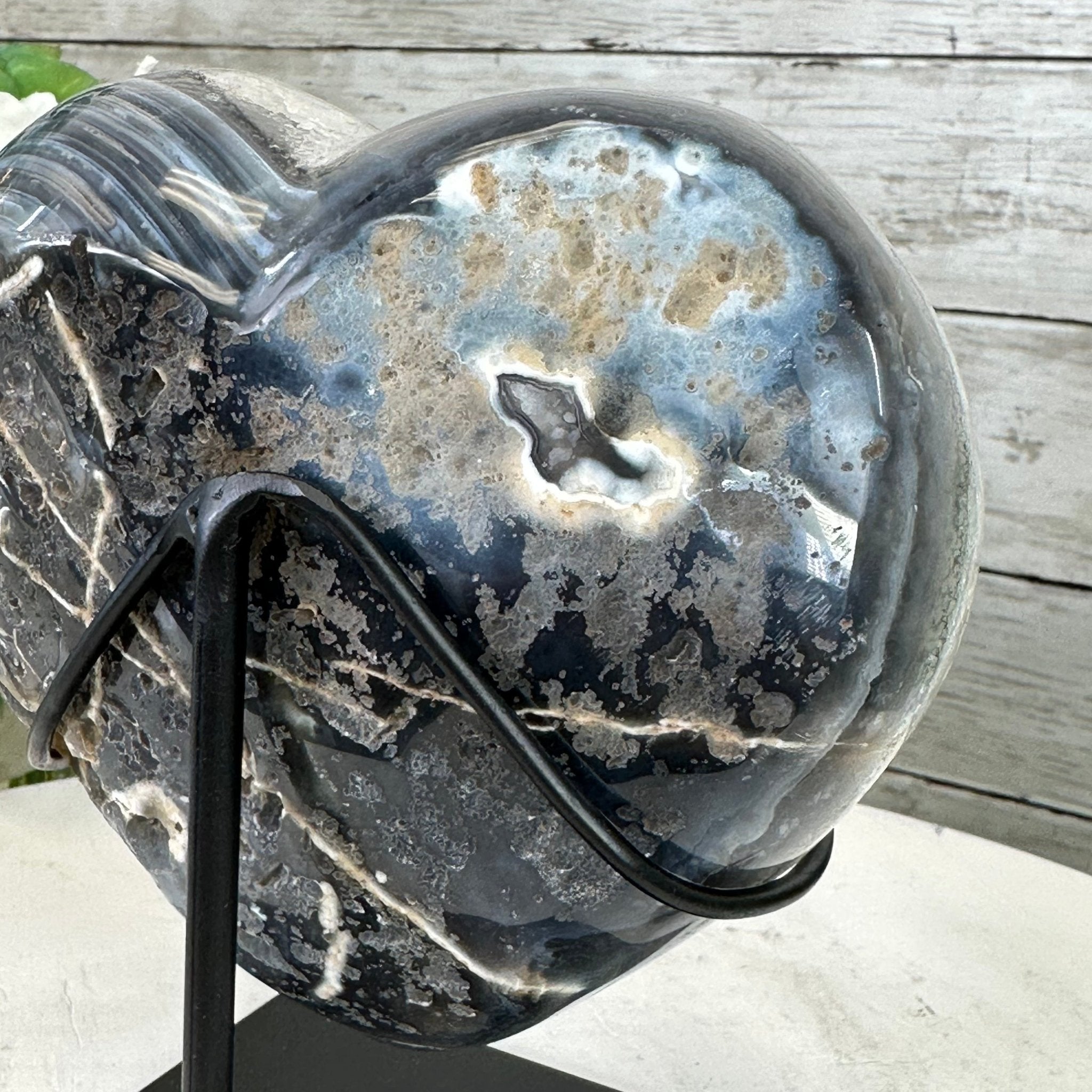 Polished Agate Heart Geode on a Metal Stand, 5.5 lbs & 6.6" Tall, Model #5468-0077 by Brazil Gems - Brazil GemsBrazil GemsPolished Agate Heart Geode on a Metal Stand, 5.5 lbs & 6.6" Tall, Model #5468-0077 by Brazil GemsHearts5468-0077