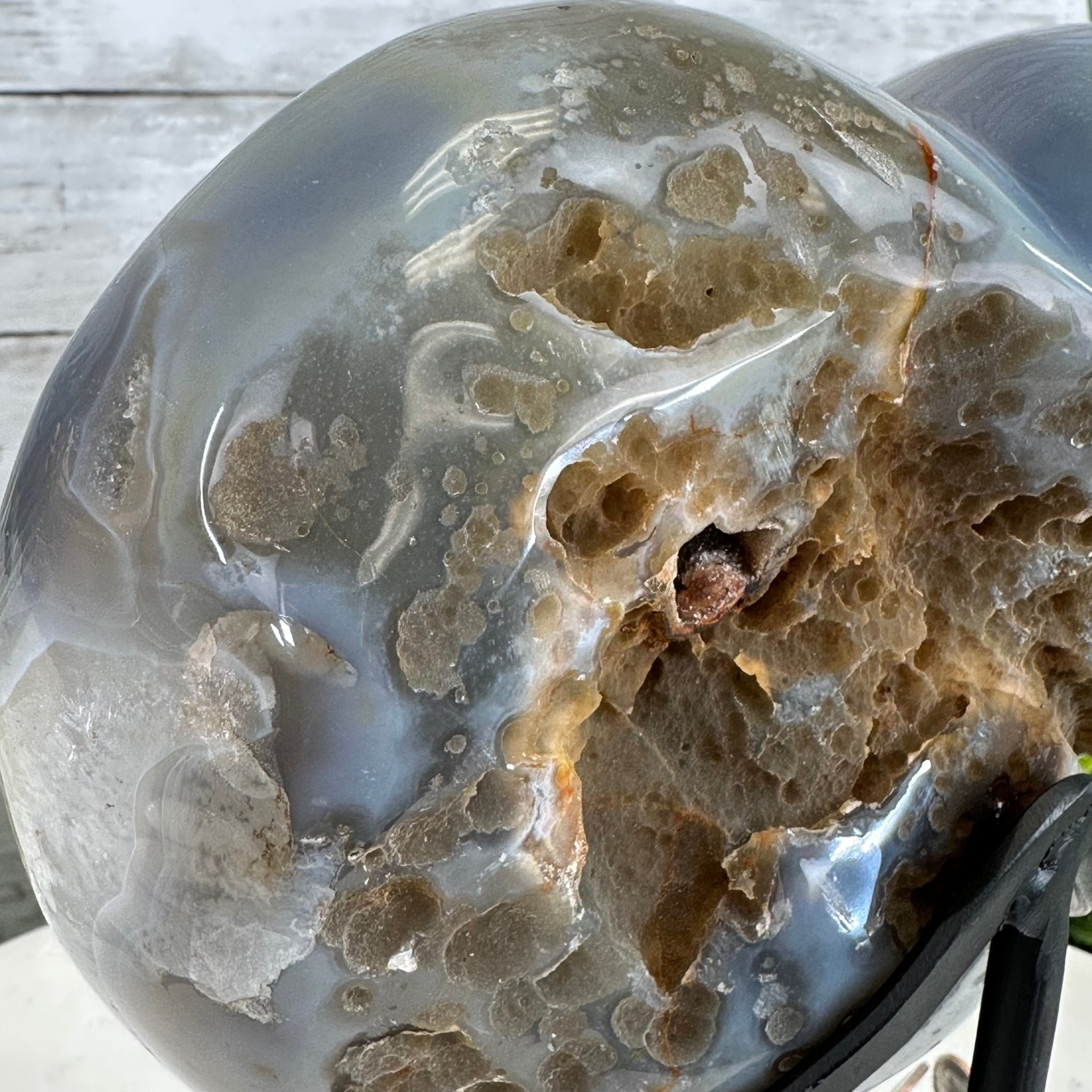 Polished Agate Heart Geode on a Metal Stand, 7.8 lbs & 8.5" Tall, Model #5468-0084 by Brazil Gems - Brazil GemsBrazil GemsPolished Agate Heart Geode on a Metal Stand, 7.8 lbs & 8.5" Tall, Model #5468-0084 by Brazil GemsHearts5468-0084