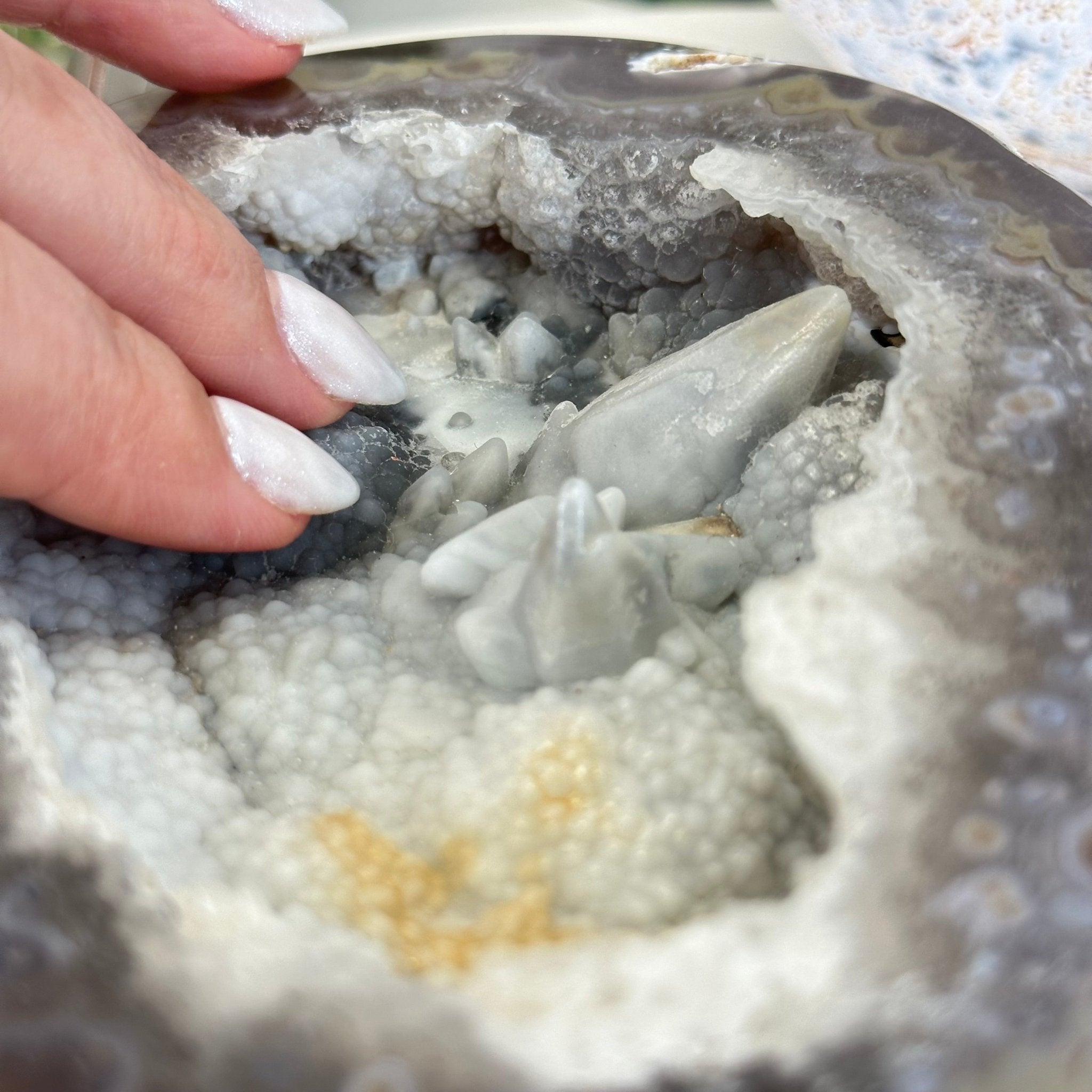 Quality Agate Geode "Jewelry Box", 3.6 lbs & 3.5" Tall #5251-0007 - Brazil GemsBrazil GemsQuality Agate Geode "Jewelry Box", 3.6 lbs & 3.5" Tall #5251-0007Agate Jewelry Boxes5251-0007