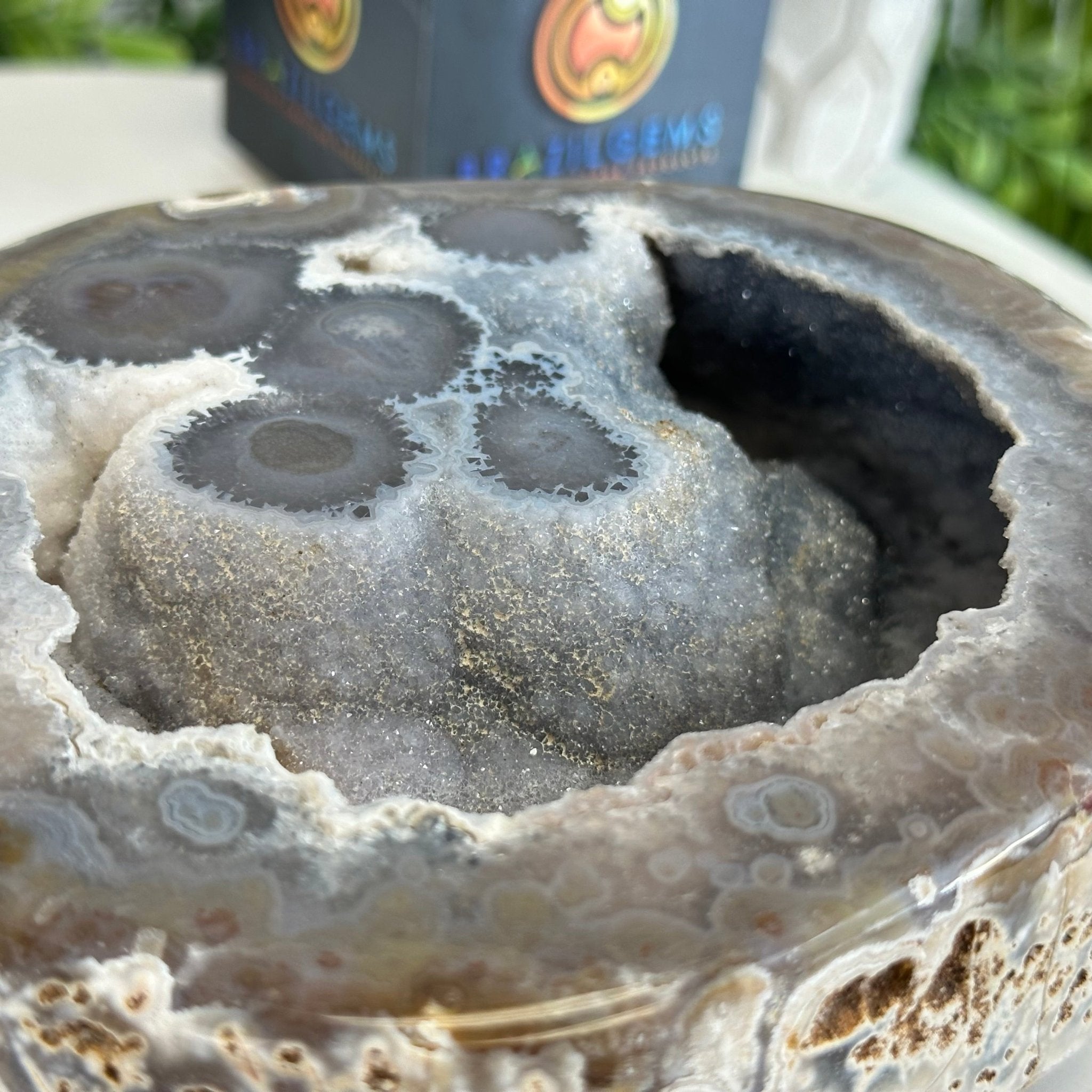 Quality Agate Geode "Jewelry Box", 4 lbs & 3.7" Tall #5251-0009 - Brazil GemsBrazil GemsQuality Agate Geode "Jewelry Box", 4 lbs & 3.7" Tall #5251-0009Agate Jewelry Boxes5251-0009