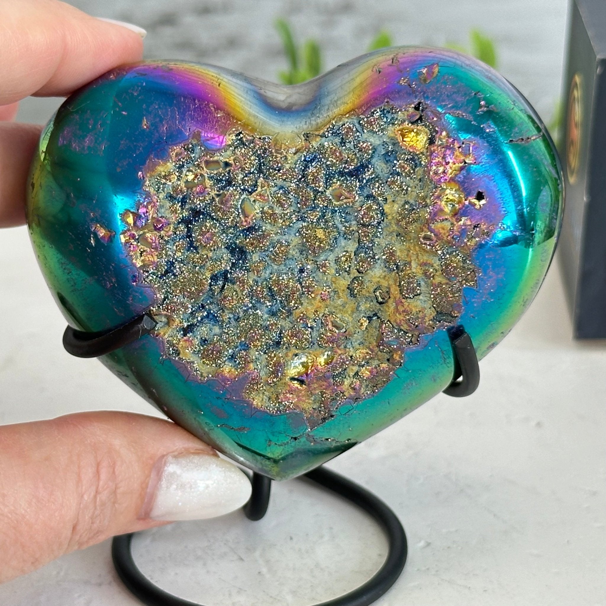 Rainbow Aura Amethyst Heart on a Metal Stand, 0.8 lbs & 3.8" Tall #5463RA-020 - Brazil GemsBrazil GemsRainbow Aura Amethyst Heart on a Metal Stand, 0.8 lbs & 3.8" Tall #5463RA-020Hearts5463RA-020