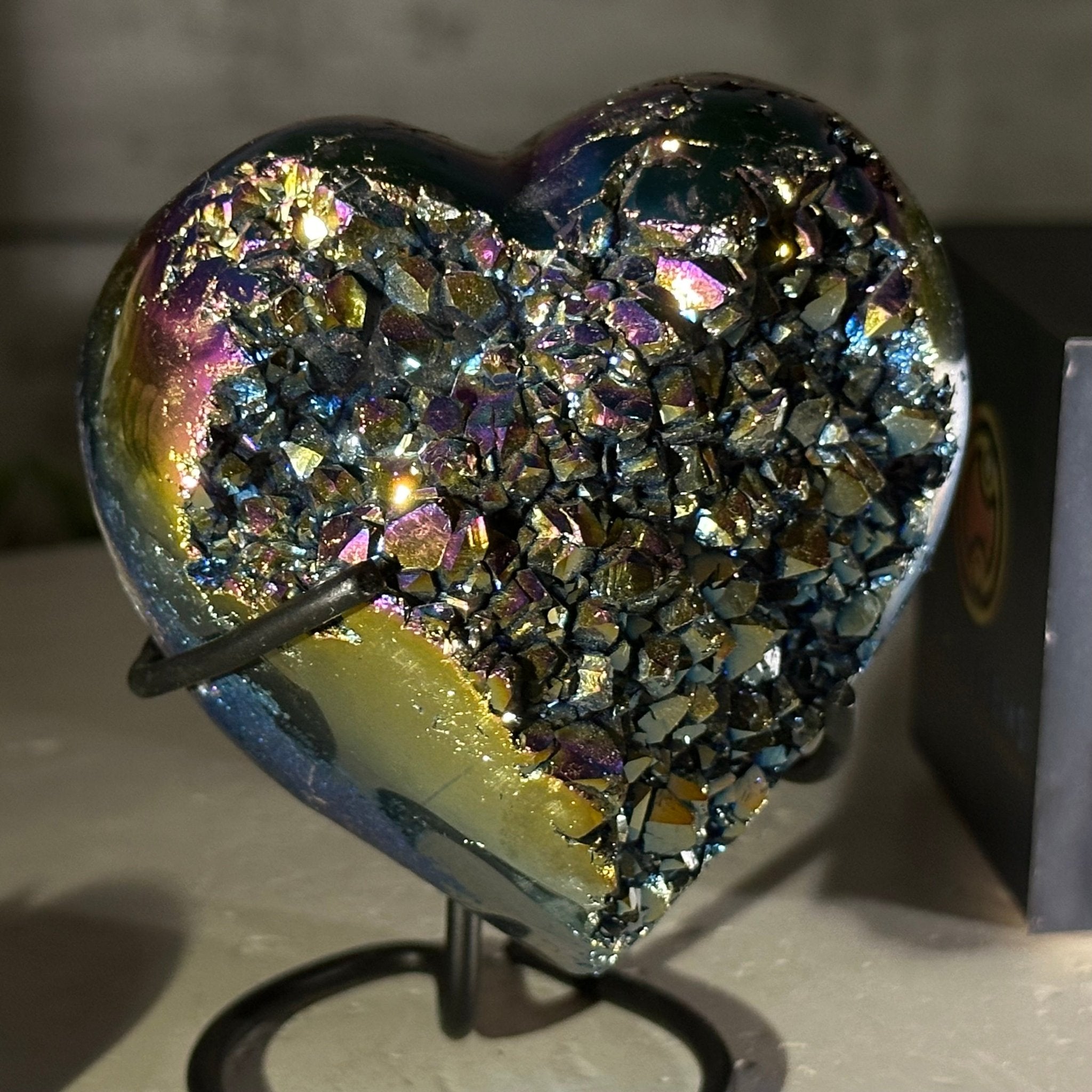 Rainbow Aura Amethyst Heart on a Metal Stand, 1 lbs & 4" Tall #5463RA-021 - Brazil GemsBrazil GemsRainbow Aura Amethyst Heart on a Metal Stand, 1 lbs & 4" Tall #5463RA-021Hearts5463RA-021