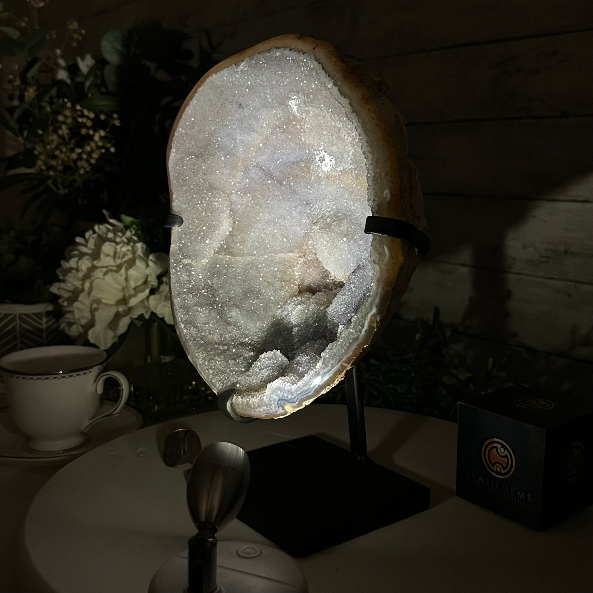 Special Agate "Bowl" on a Metal Base, 6.4 lbs & 11.5" Tall #5500NA-001 - Brazil GemsBrazil GemsSpecial Agate "Bowl" on a Metal Base, 6.4 lbs & 11.5" Tall #5500NA-001Clusters on Fixed Bases5500NA-001