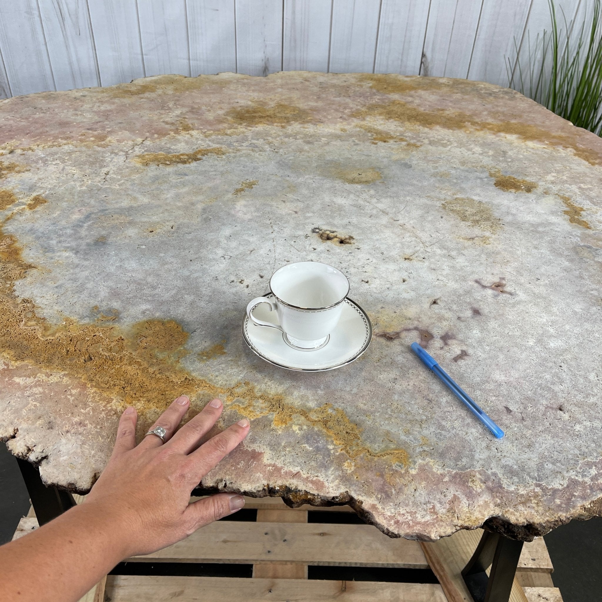 Special Pink Amethyst Dining/Conference Room Table Super Quality, 992.3 lbs & 58.8" long #1380-0001 - Brazil GemsBrazil GemsSpecial Pink Amethyst Dining/Conference Room Table Super Quality, 992.3 lbs & 58.8" long #1380-0001Tables: Dining1380-0001