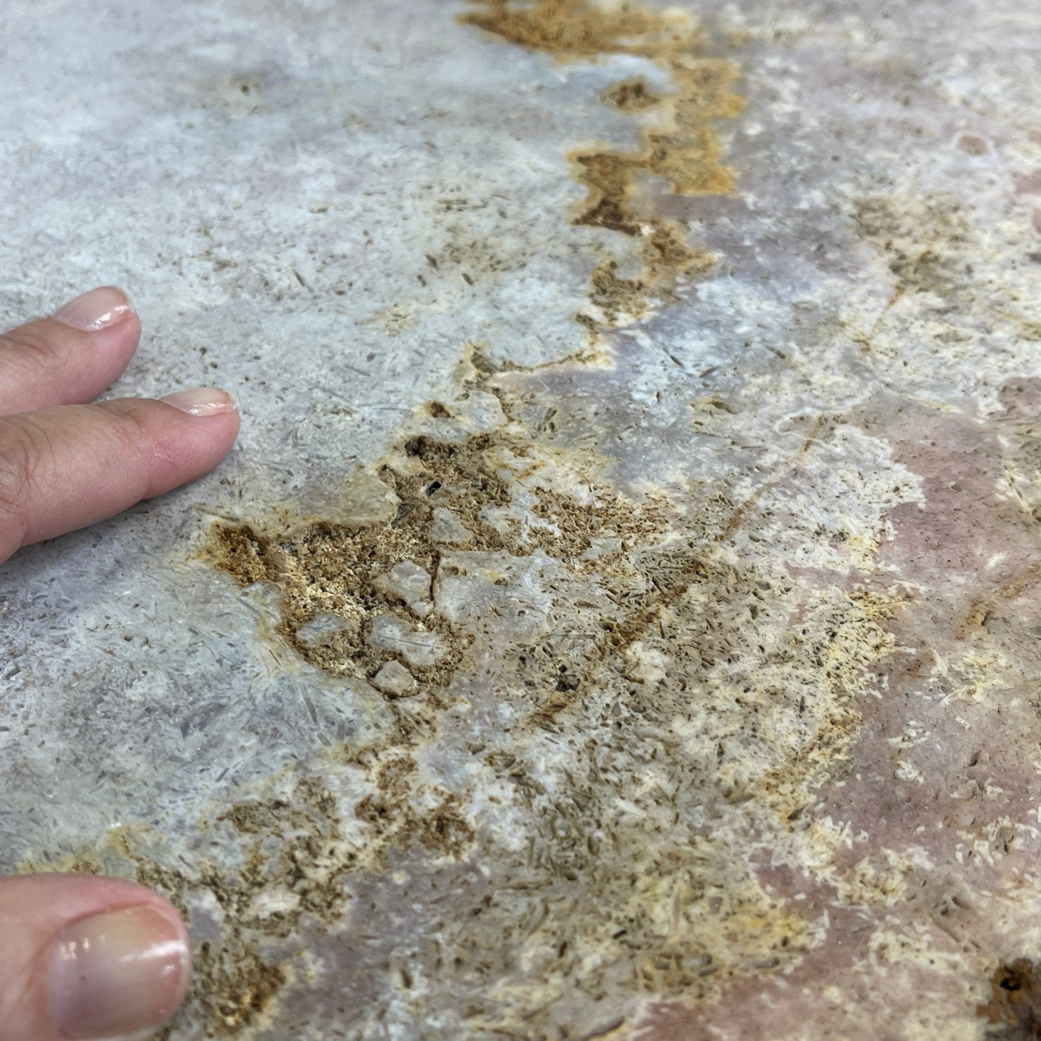 Special Pink Amethyst Dining/Conference Room Table Super Quality, 992.3 lbs & 58.8" long #1380-0001 - Brazil GemsBrazil GemsSpecial Pink Amethyst Dining/Conference Room Table Super Quality, 992.3 lbs & 58.8" long #1380-0001Tables: Dining1380-0001