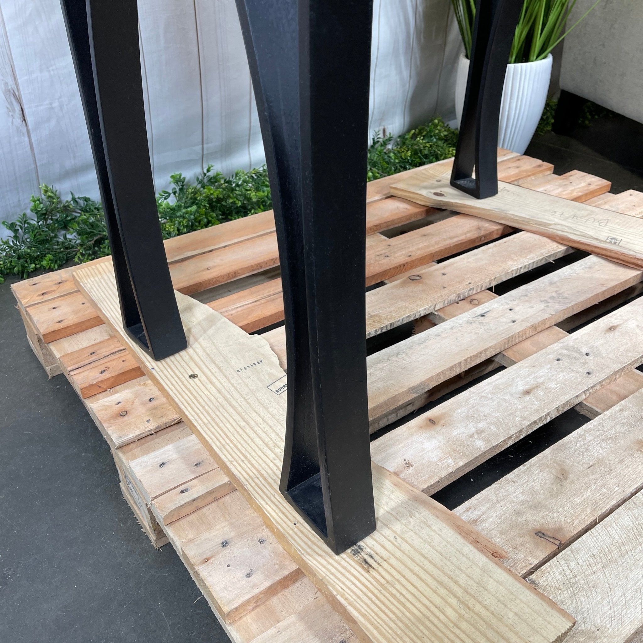 Special Pink Amethyst Dining/Conference Room Table Super Quality, 992.3 lbs & 58.8" long #1380-0001 - Brazil GemsBrazil GemsSpecial Pink Amethyst Dining/Conference Room Table Super Quality, 992.3 lbs & 58.8" long #1380-0001Tables: Dining1380-0001