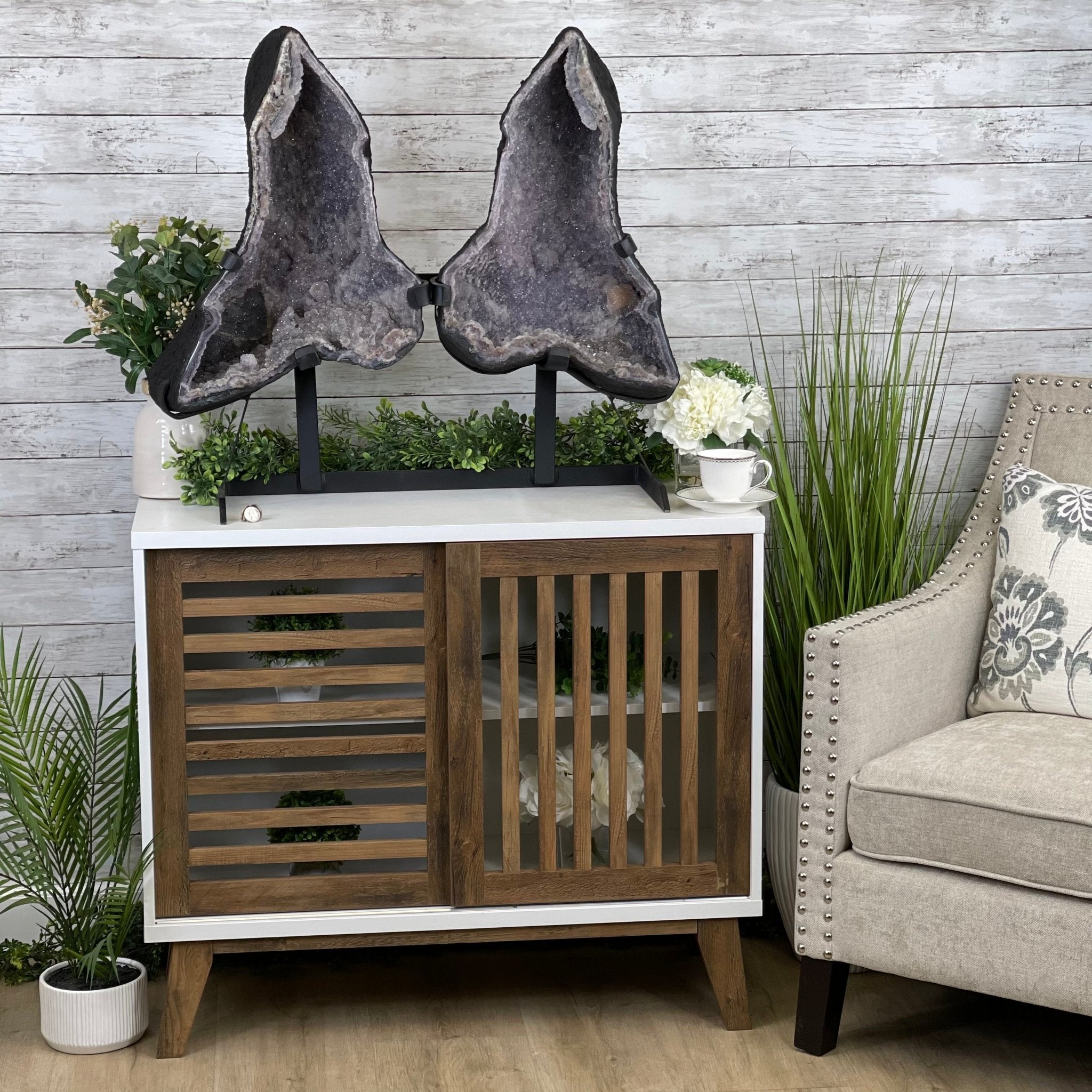 Standard Plus Quality Amethyst Wings on a Metal Stand, 88.2 lbs, 27.5" Tall #5493-0016 - Brazil GemsBrazil GemsStandard Plus Quality Amethyst Wings on a Metal Stand, 88.2 lbs, 27.5" Tall #5493-0016Amethyst Butterfly Wings5493-0016