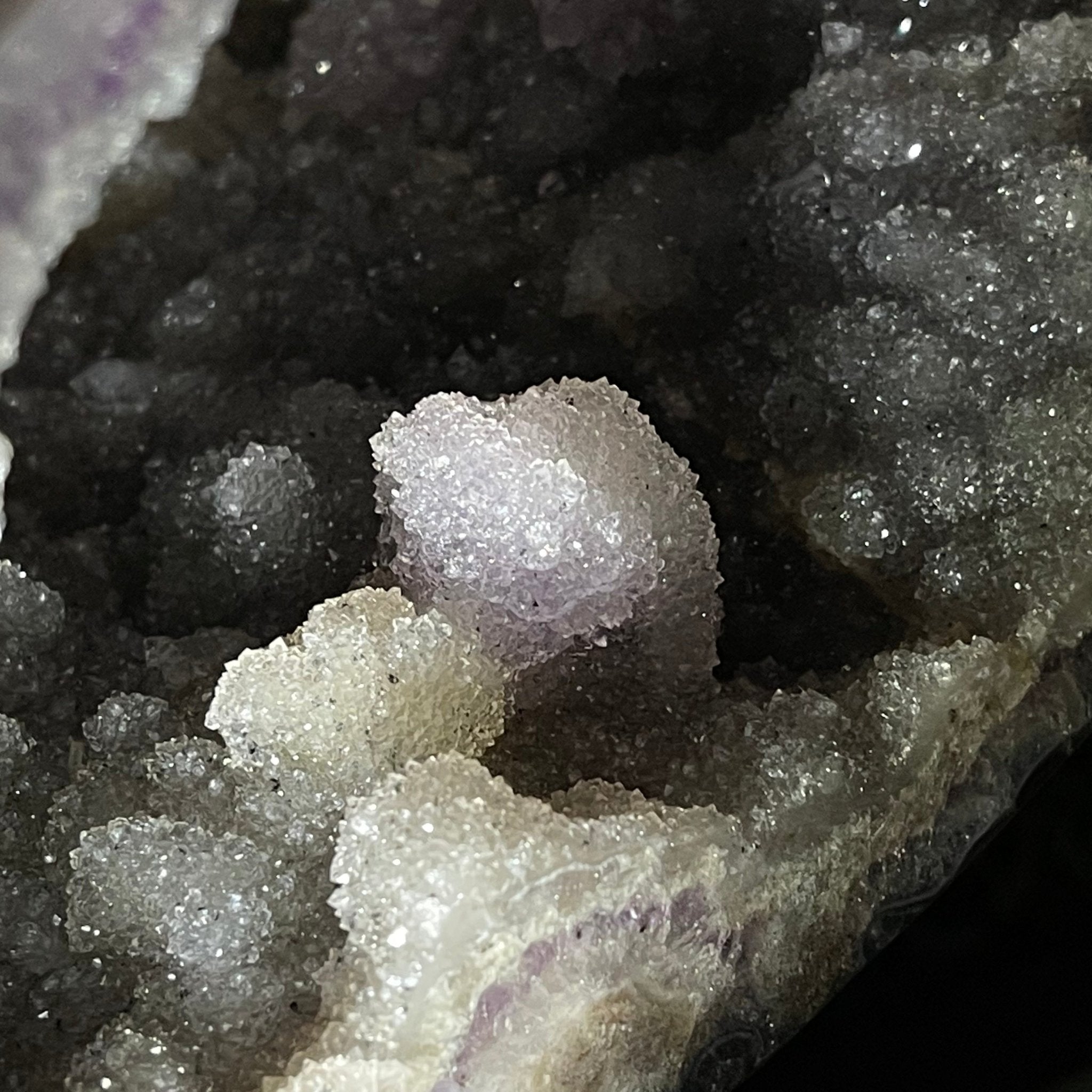 Standard Plus Quality Amethyst Wings on a Metal Stand, 88.2 lbs, 27.5" Tall #5493-0016 - Brazil GemsBrazil GemsStandard Plus Quality Amethyst Wings on a Metal Stand, 88.2 lbs, 27.5" Tall #5493-0016Amethyst Butterfly Wings5493-0016