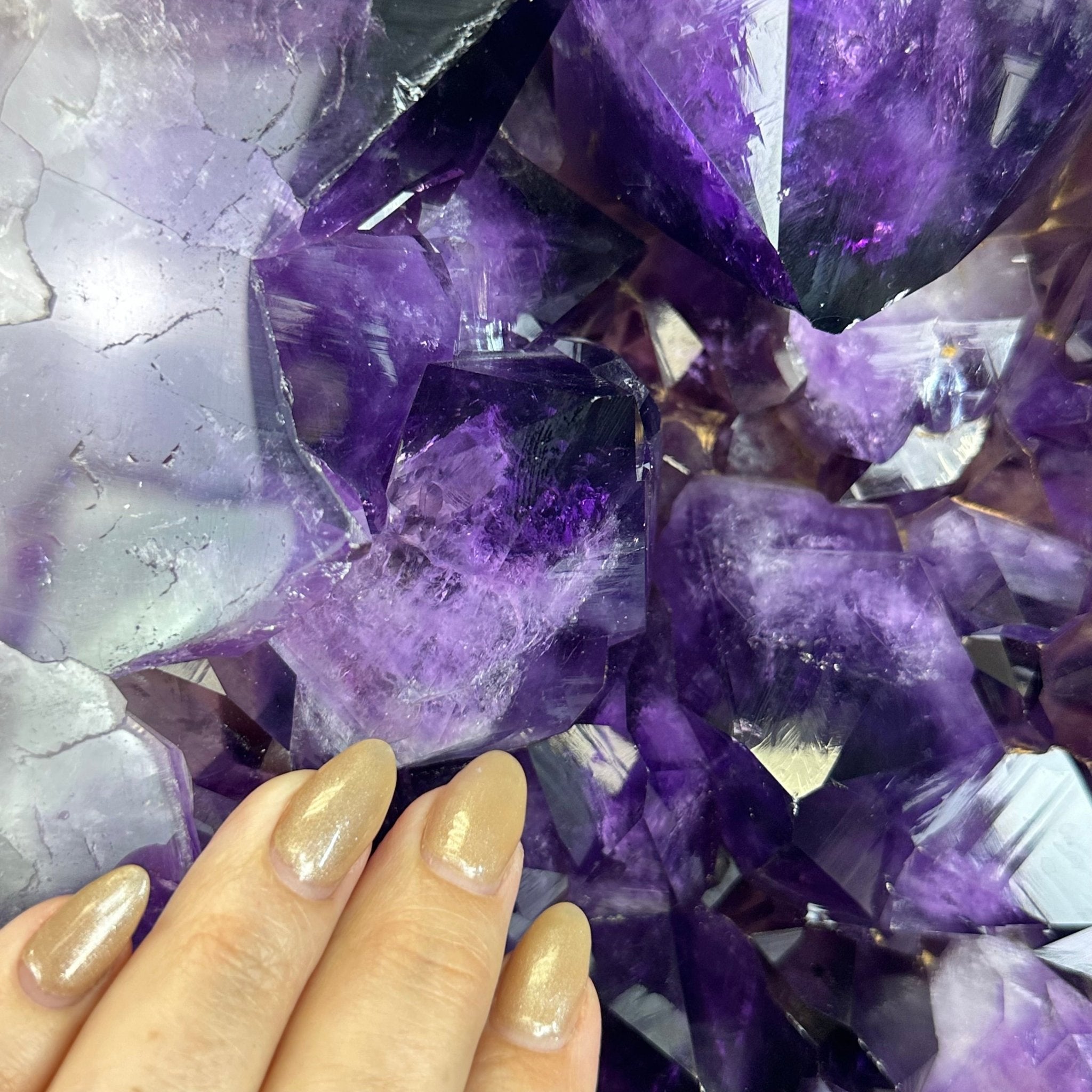 Super Quality Amethyst Cluster on Rotating Stand, 101.8 lbs & 26" Tall #5492 - 0032 - Brazil GemsBrazil GemsSuper Quality Amethyst Cluster on Rotating Stand, 101.8 lbs & 26" Tall #5492 - 0032Clusters on Rotating Bases5492 - 0032