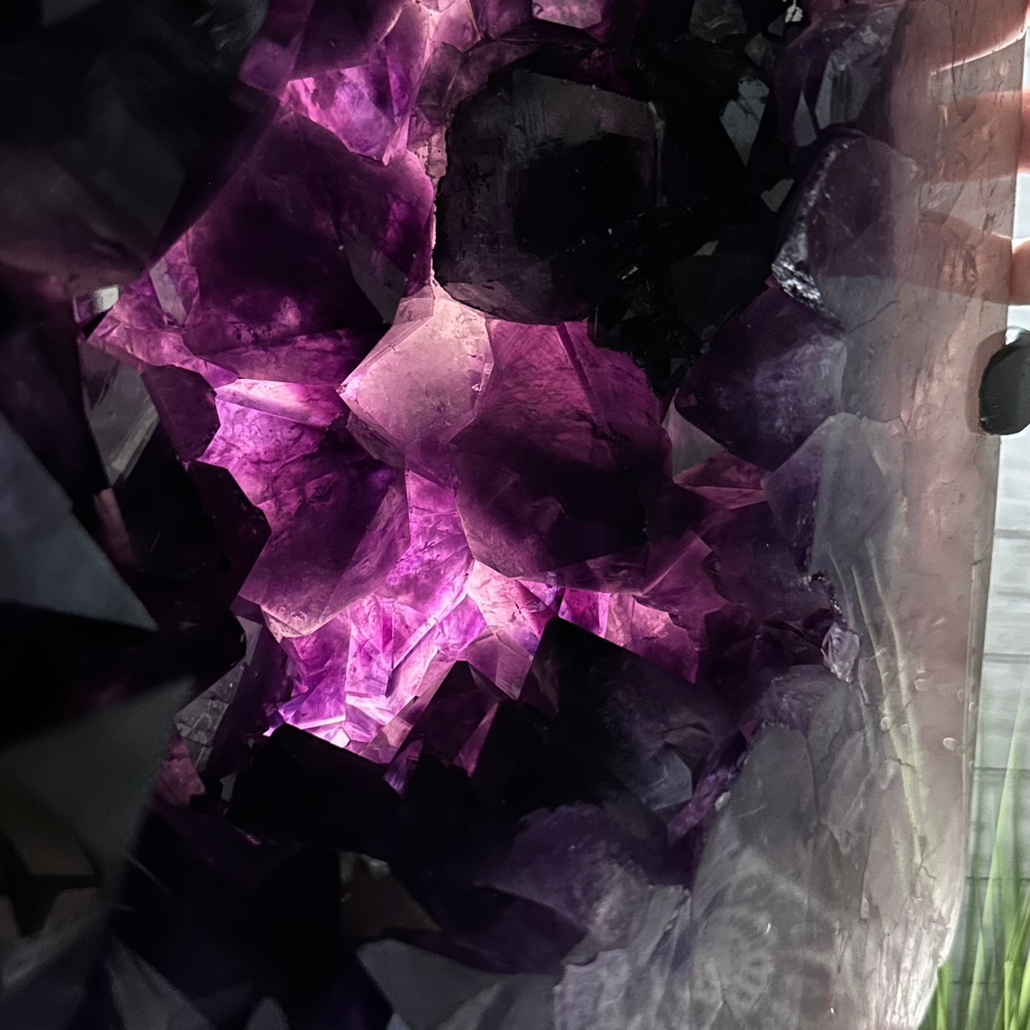 Super Quality Amethyst Cluster on Rotating Stand, 129.6 lbs & 26.2" Tall #5492 - 0031 - Brazil GemsBrazil GemsSuper Quality Amethyst Cluster on Rotating Stand, 129.6 lbs & 26.2" Tall #5492 - 0031Clusters on Rotating Bases5492 - 0031