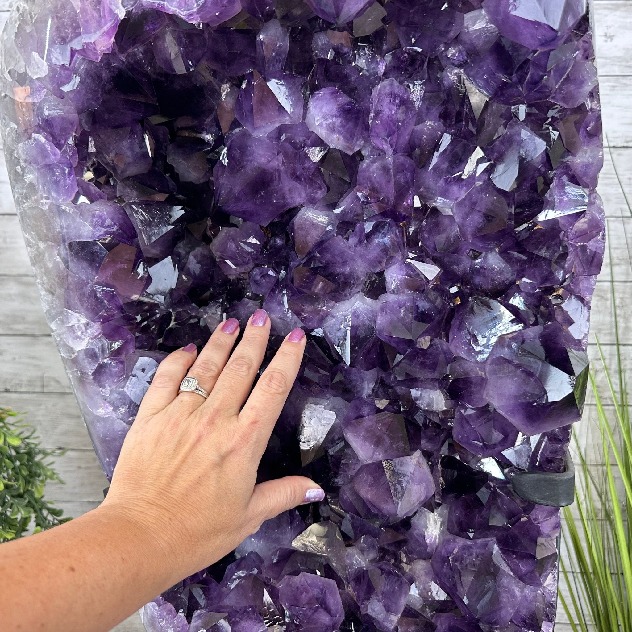 Super Quality Amethyst Cluster on Rotating Stand, 141 lbs & 32" Tall #5492-0029 - Brazil GemsBrazil GemsSuper Quality Amethyst Cluster on Rotating Stand, 141 lbs & 32" Tall #5492-0029Clusters on Rotating Bases5492-0029