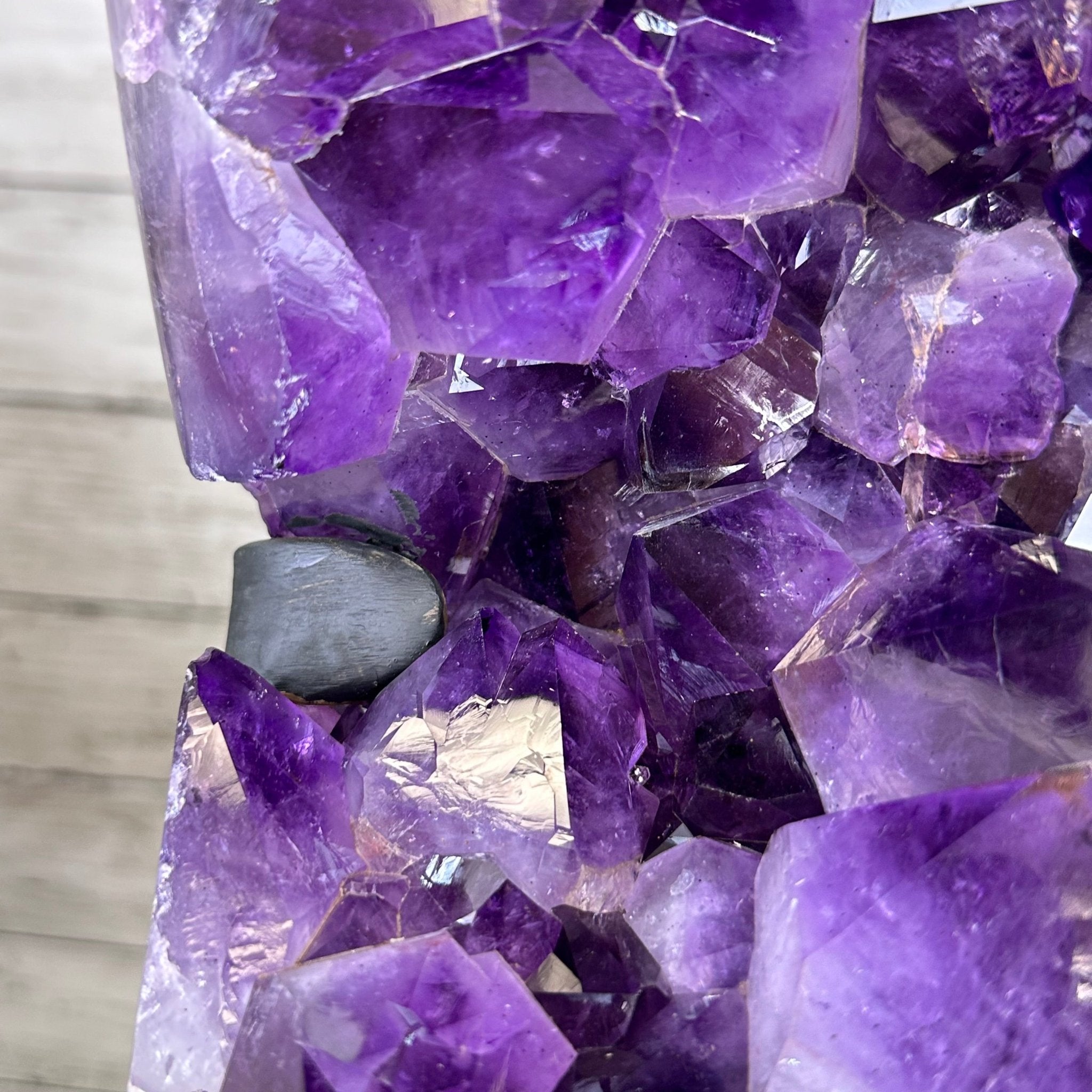 Super Quality Amethyst Cluster on Rotating Stand, 141 lbs & 32" Tall #5492-0029 - Brazil GemsBrazil GemsSuper Quality Amethyst Cluster on Rotating Stand, 141 lbs & 32" Tall #5492-0029Clusters on Rotating Bases5492-0029