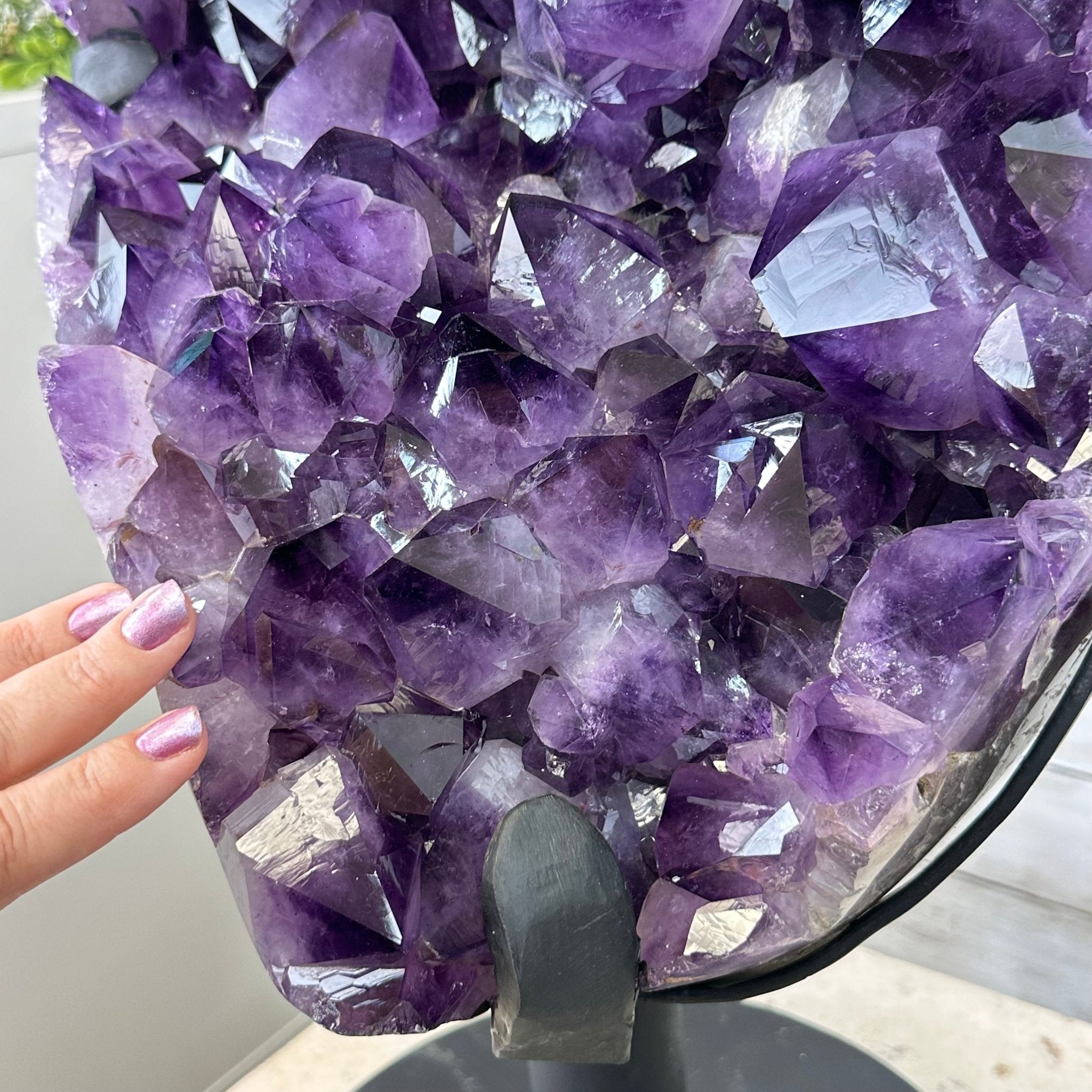 Super Quality Amethyst Cluster on Rotating Stand, 141 lbs & 32" Tall #5492-0029 - Brazil GemsBrazil GemsSuper Quality Amethyst Cluster on Rotating Stand, 141 lbs & 32" Tall #5492-0029Clusters on Rotating Bases5492-0029
