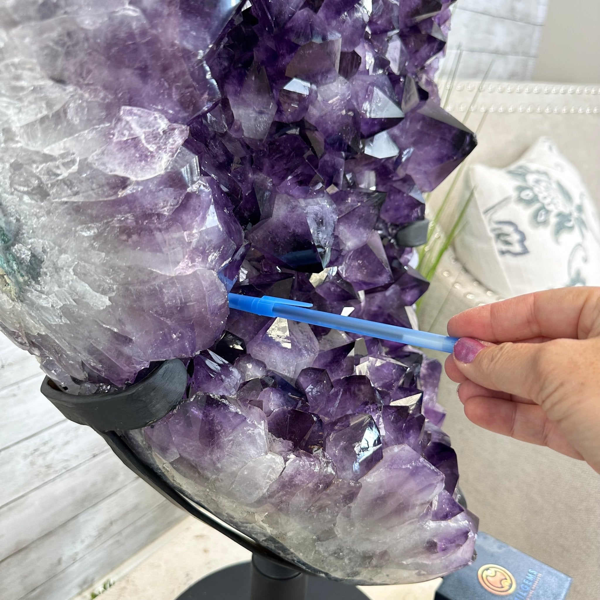 Super Quality Amethyst Cluster on Rotating Stand, 141 lbs & 32" Tall #5492-0029 - Brazil GemsBrazil GemsSuper Quality Amethyst Cluster on Rotating Stand, 141 lbs & 32" Tall #5492-0029Clusters on Rotating Bases5492-0029