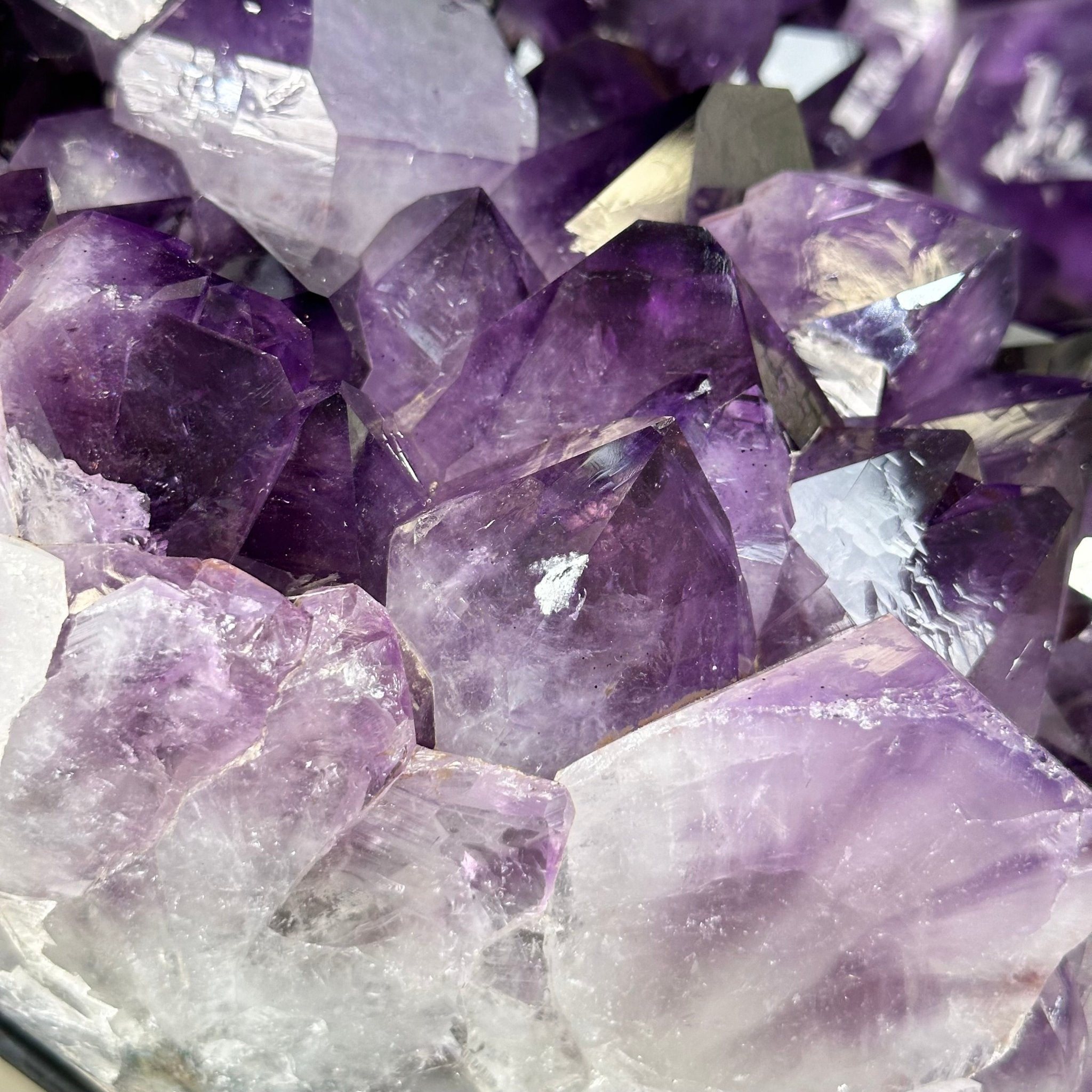 Super Quality Amethyst Cluster on Rotating Stand, 141 lbs & 32" Tall #5492-0029 - Brazil GemsBrazil GemsSuper Quality Amethyst Cluster on Rotating Stand, 141 lbs & 32" Tall #5492-0029Clusters on Rotating Bases5492-0029