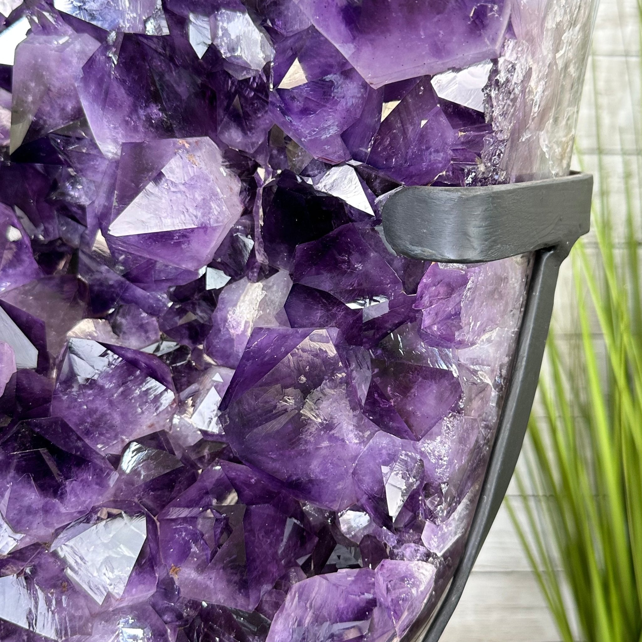 Super Quality Amethyst Cluster on Rotating Stand, 141 lbs & 32" Tall #5492-0029 - Brazil GemsBrazil GemsSuper Quality Amethyst Cluster on Rotating Stand, 141 lbs & 32" Tall #5492-0029Clusters on Rotating Bases5492-0029