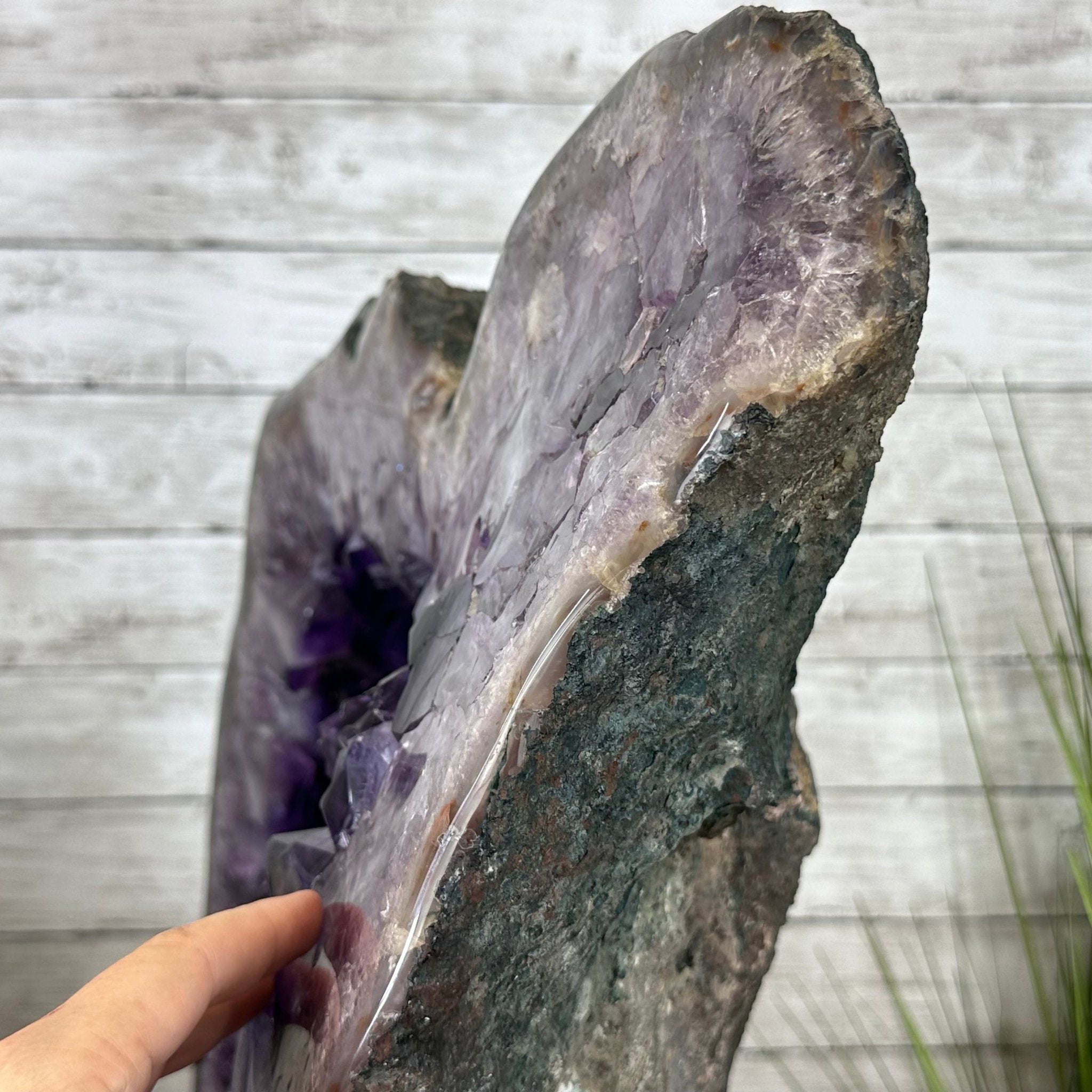 Super Quality Amethyst Cluster on Rotating Stand, 207 lbs & 31" Tall #5492-0033 - Brazil GemsBrazil GemsSuper Quality Amethyst Cluster on Rotating Stand, 207 lbs & 31" Tall #5492-0033Clusters on Rotating Bases5492-0033