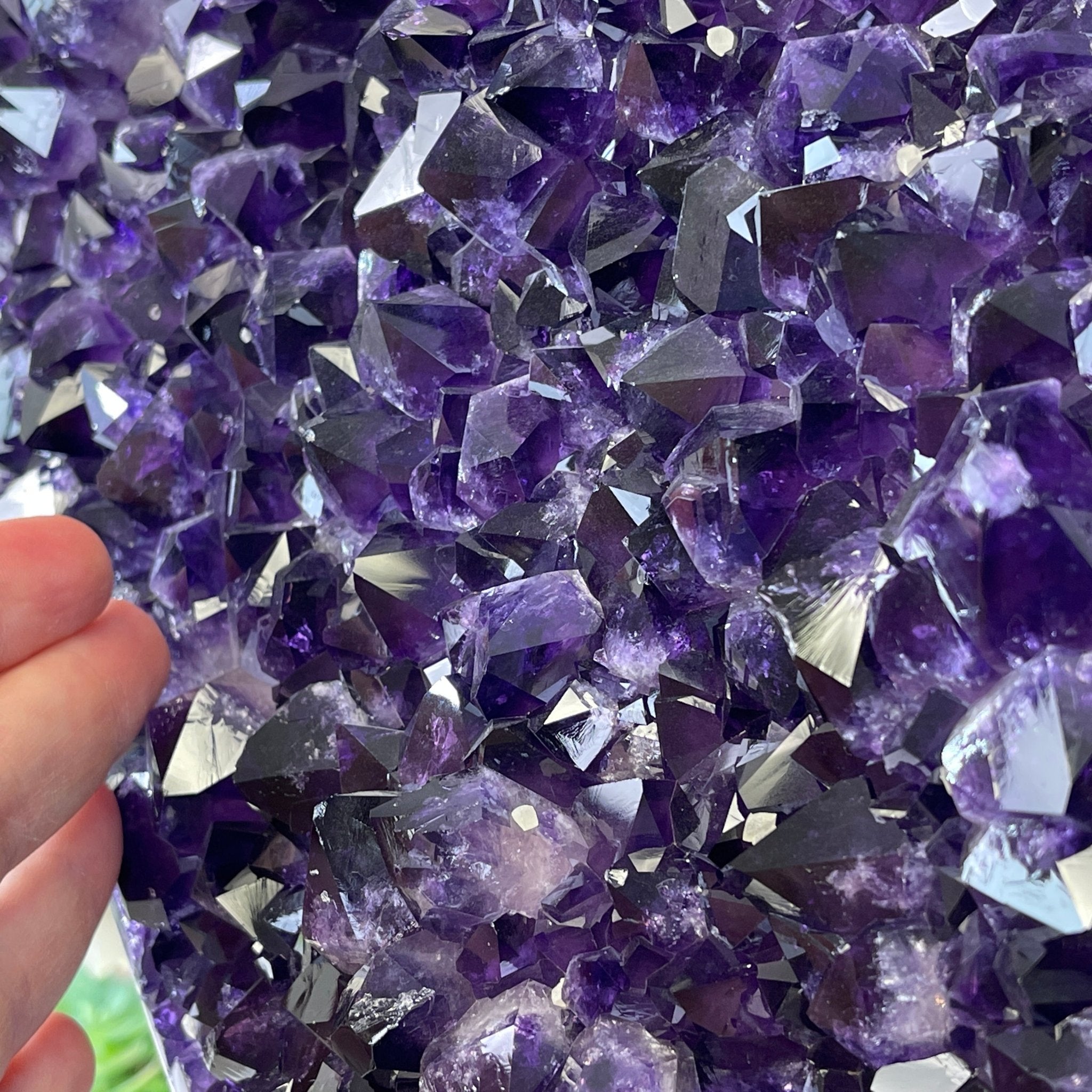 Super Quality Amethyst Heart Geode, metal stand, 38.5 lbs & 22.25" Tall #5463-0038 by Brazil Gems - Brazil GemsBrazil GemsSuper Quality Amethyst Heart Geode, metal stand, 38.5 lbs & 22.25" Tall #5463-0038 by Brazil GemsHearts5463-0038
