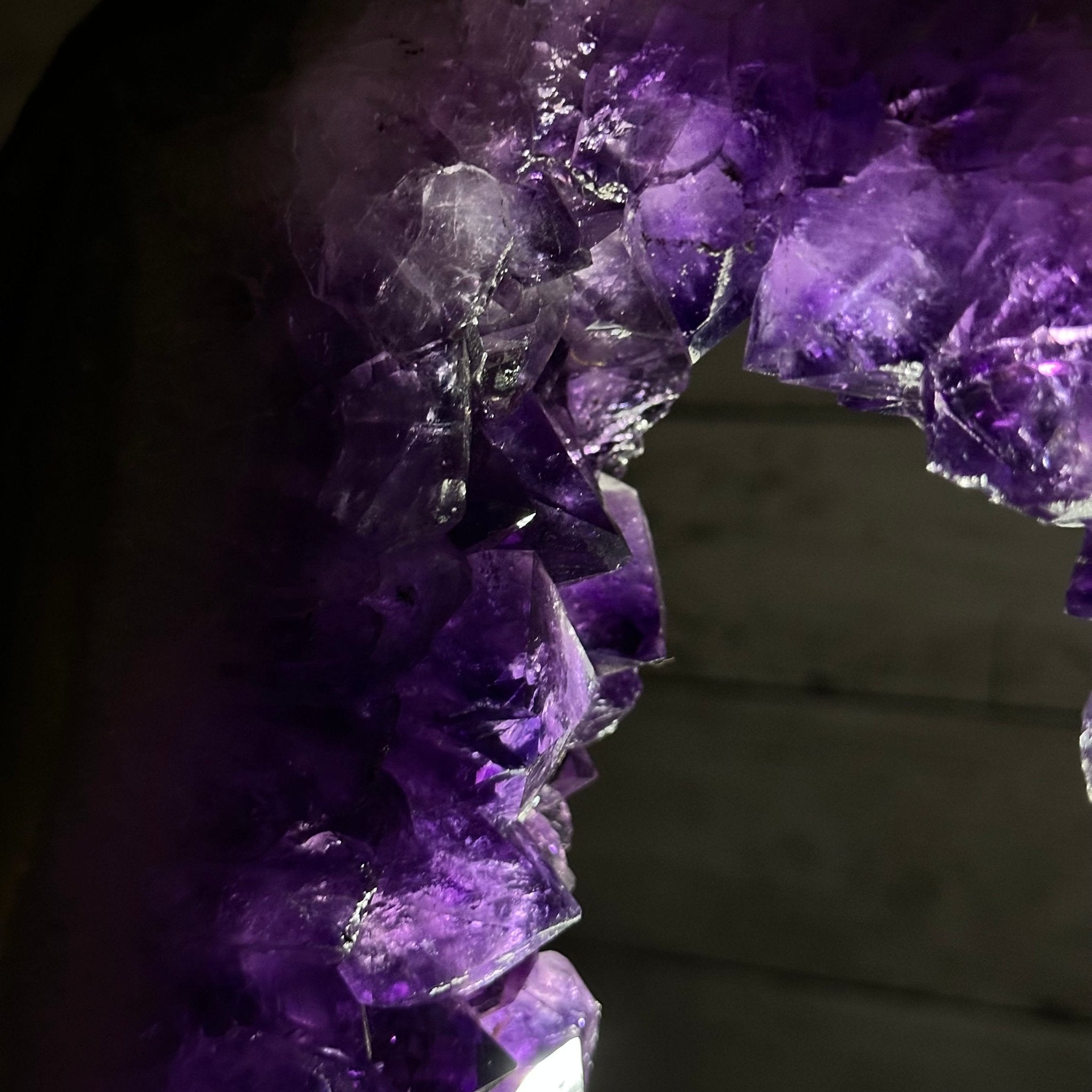 Super Quality Amethyst Portal by Brazil Gems®, 13.9 lbs & 16.9" Tall #5606-0096 - Brazil GemsBrazil GemsSuper Quality Amethyst Portal by Brazil Gems®, 13.9 lbs & 16.9" Tall #5606-0096Portals on Fixed Bases5606-0096