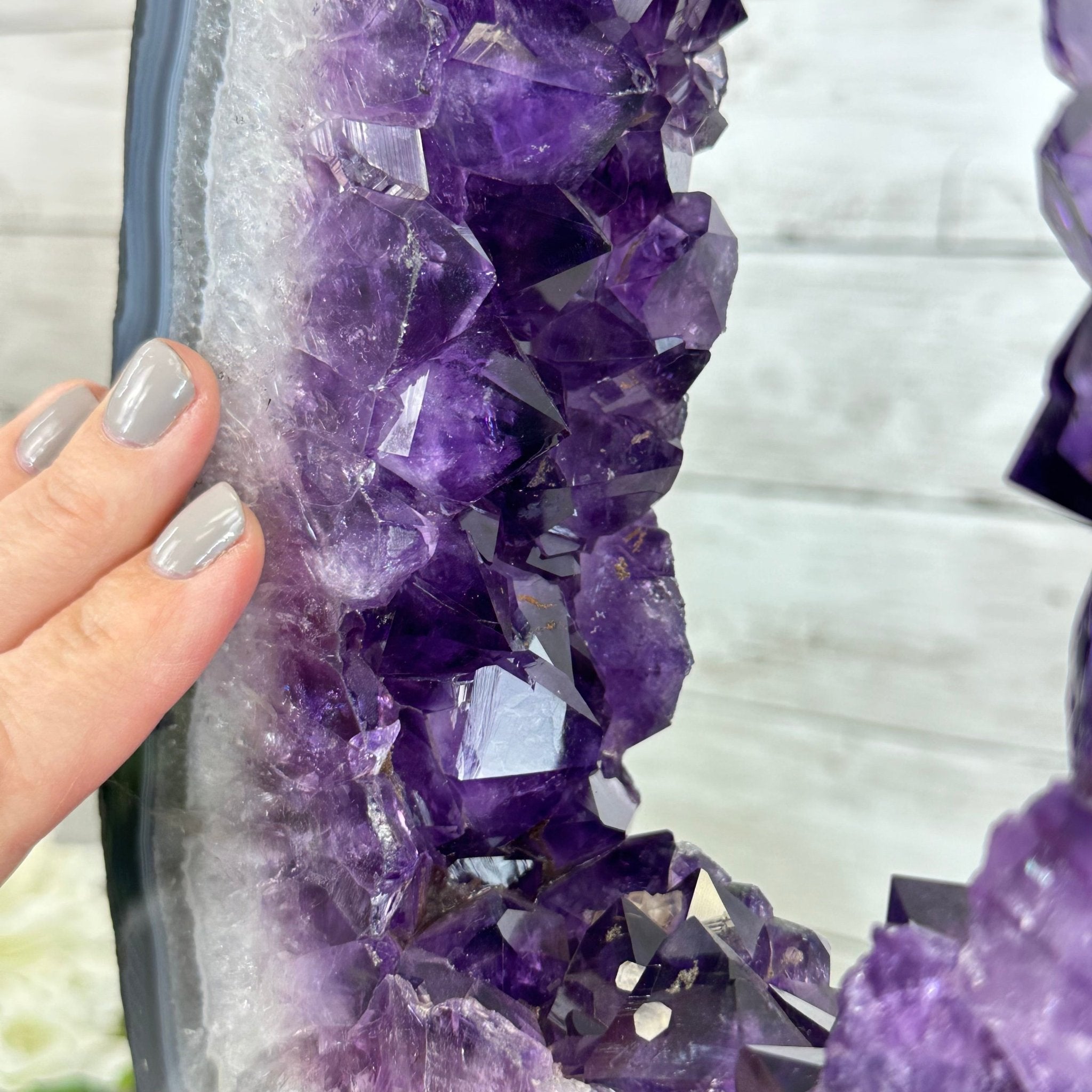 Super Quality Amethyst Portal by Brazil Gems®, 13.9 lbs & 16.9" Tall #5606-0096 - Brazil GemsBrazil GemsSuper Quality Amethyst Portal by Brazil Gems®, 13.9 lbs & 16.9" Tall #5606-0096Portals on Fixed Bases5606-0096