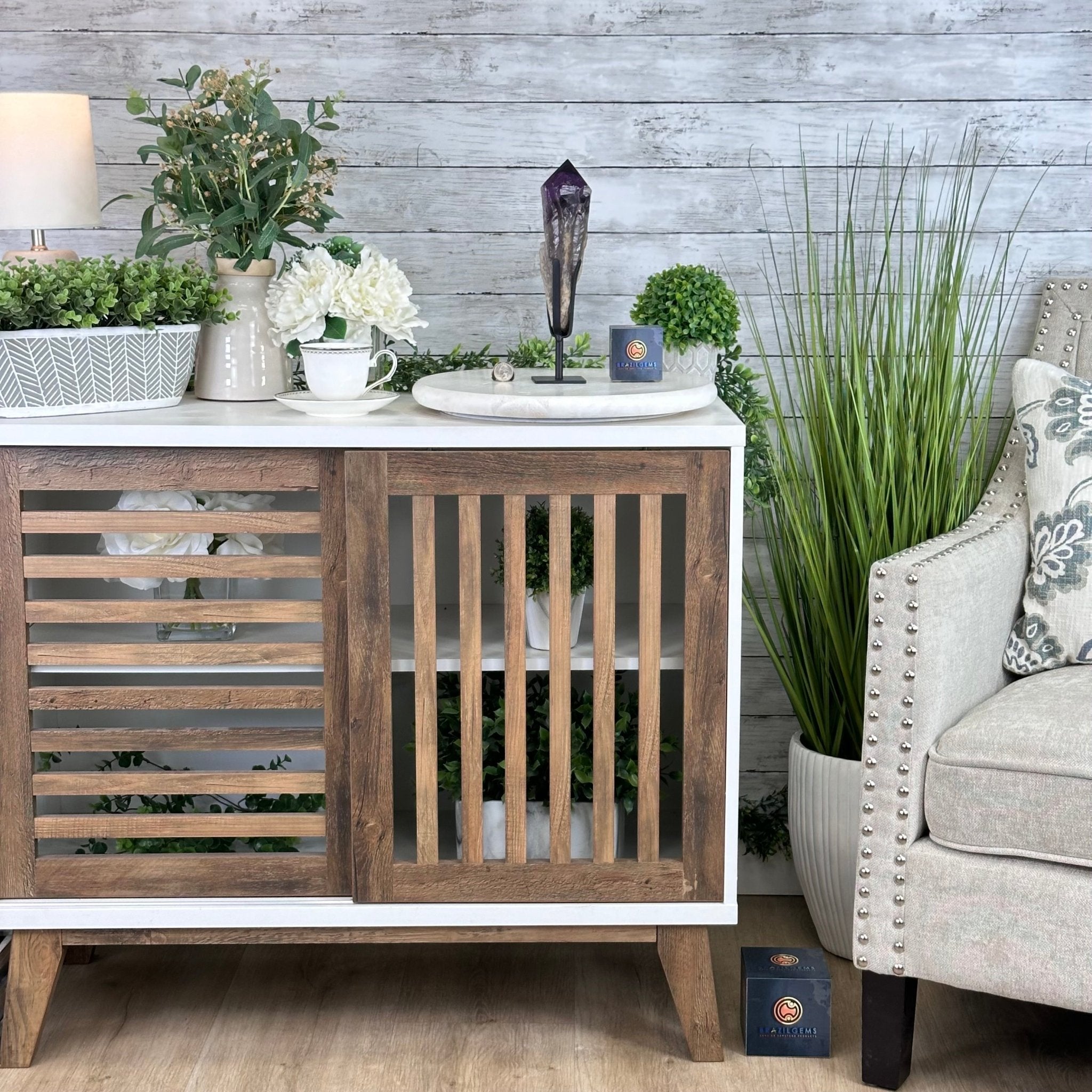 Super Quality Amethyst Wand on a Metal Stand, 2 lbs & 10.7" Tall #3123AM-008 - Brazil GemsBrazil GemsSuper Quality Amethyst Wand on a Metal Stand, 2 lbs & 10.7" Tall #3123AM-008Clusters on Fixed Bases3123AM-008