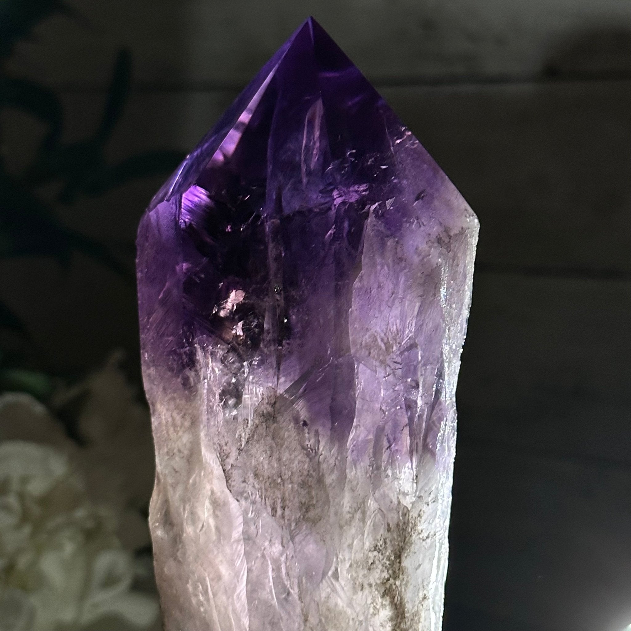 Super Quality Amethyst Wand on a Metal Stand, 2 lbs & 10.7" Tall #3123AM-009 - Brazil GemsBrazil GemsSuper Quality Amethyst Wand on a Metal Stand, 2 lbs & 10.7" Tall #3123AM-009Clusters on Fixed Bases3123AM-009