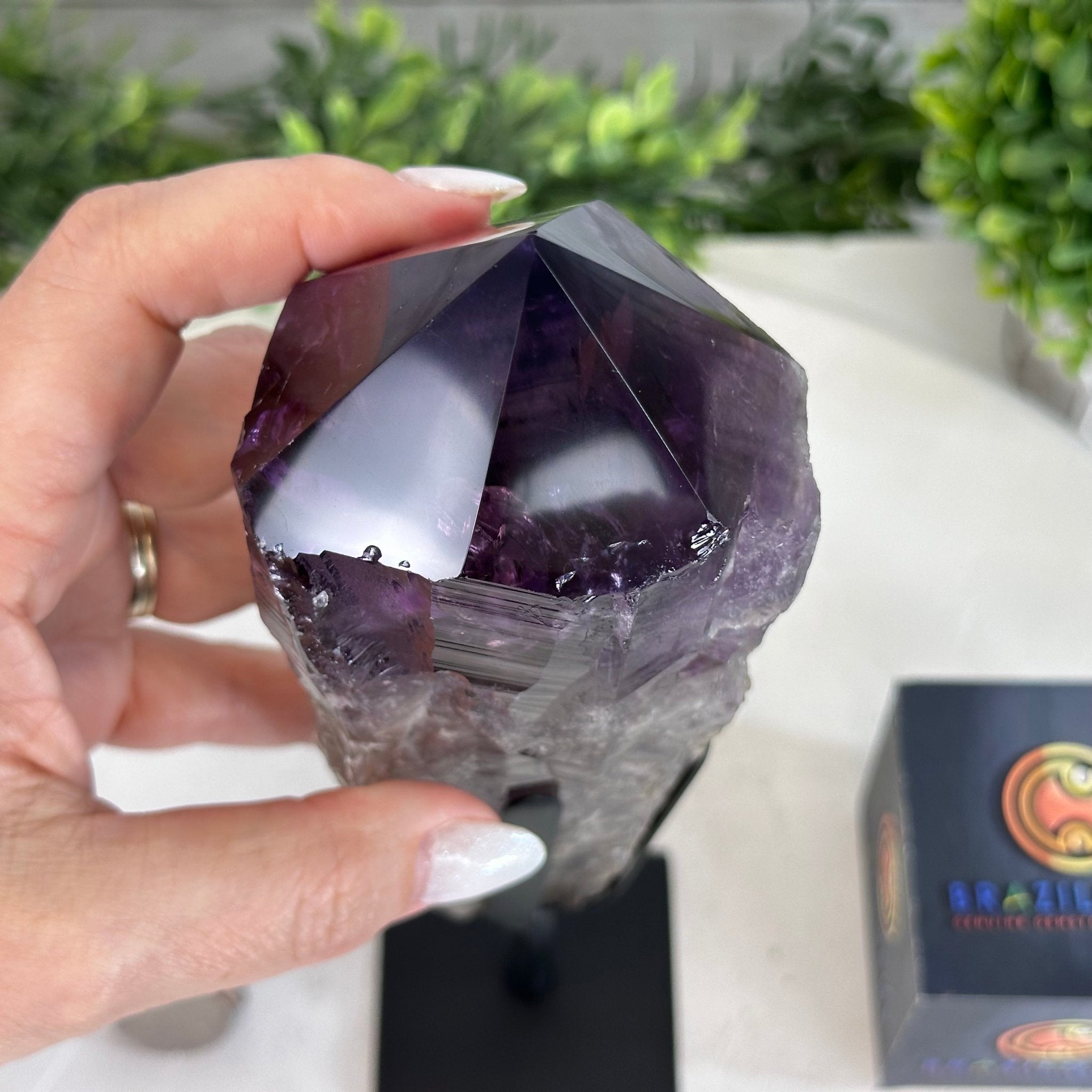 Super Quality Amethyst Wand on a Metal Stand, 2 lbs & 10.7" Tall #3123AM-009 - Brazil GemsBrazil GemsSuper Quality Amethyst Wand on a Metal Stand, 2 lbs & 10.7" Tall #3123AM-009Clusters on Fixed Bases3123AM-009