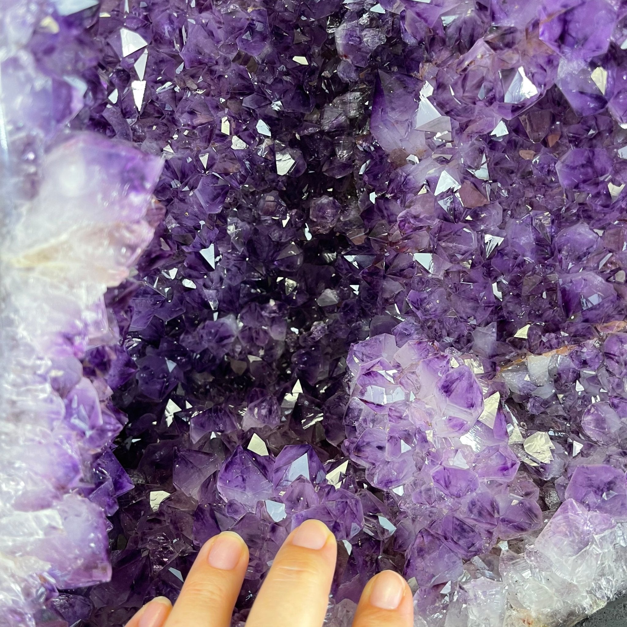 Super Quality Brazilian Amethyst Cathedral, 49.3 lbs & 22.5" Tall #5601-1047 by Brazil Gems - Brazil GemsBrazil GemsSuper Quality Brazilian Amethyst Cathedral, 49.3 lbs & 22.5" Tall #5601-1047 by Brazil GemsCathedrals5601-1047