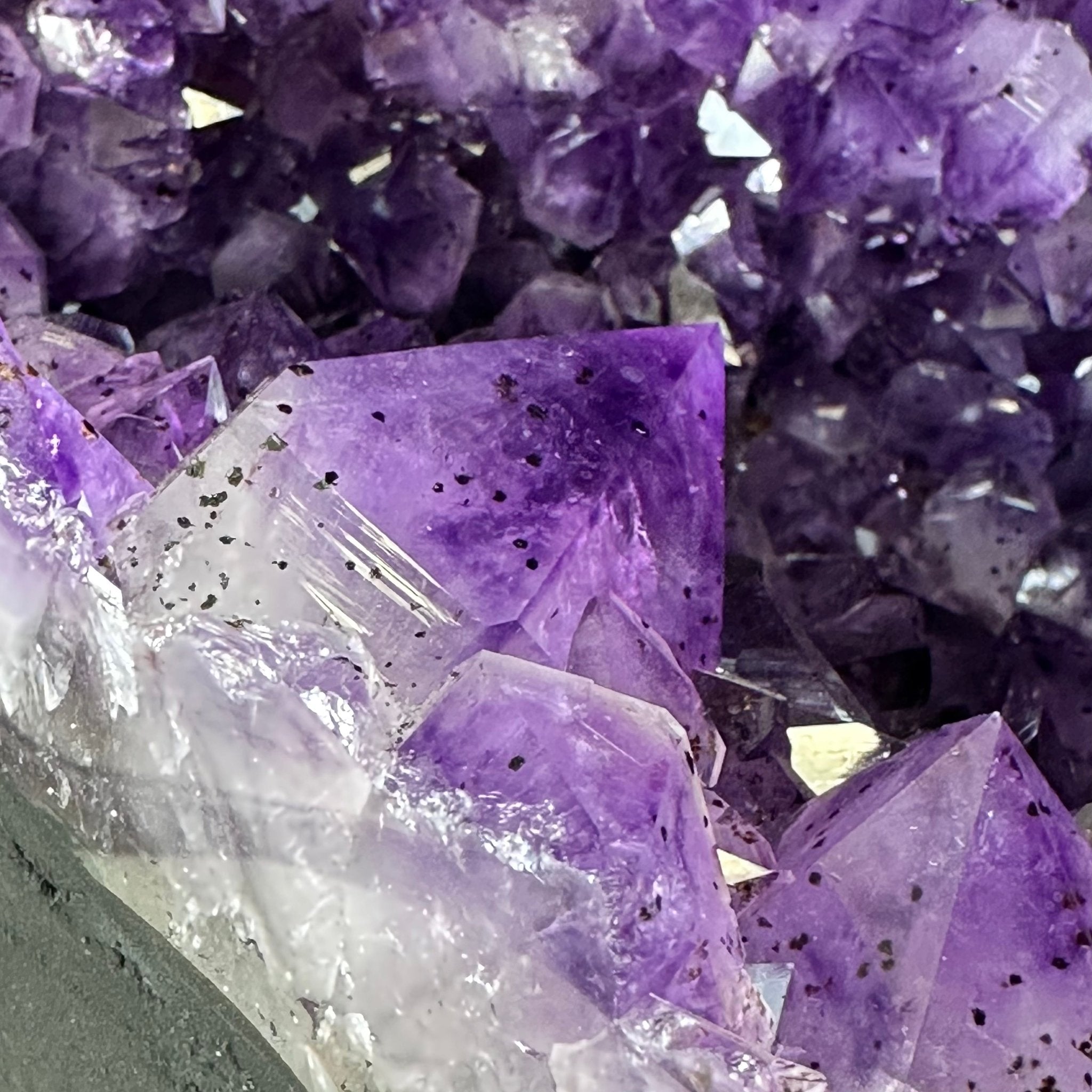 Super Quality Brazilian Amethyst Cathedral, 87.8 lbs & 27.6" Tall, Model #5601-0994 by Brazil Gems - Brazil GemsBrazil GemsSuper Quality Brazilian Amethyst Cathedral, 87.8 lbs & 27.6" Tall, Model #5601-0994 by Brazil GemsCathedrals5601-0994