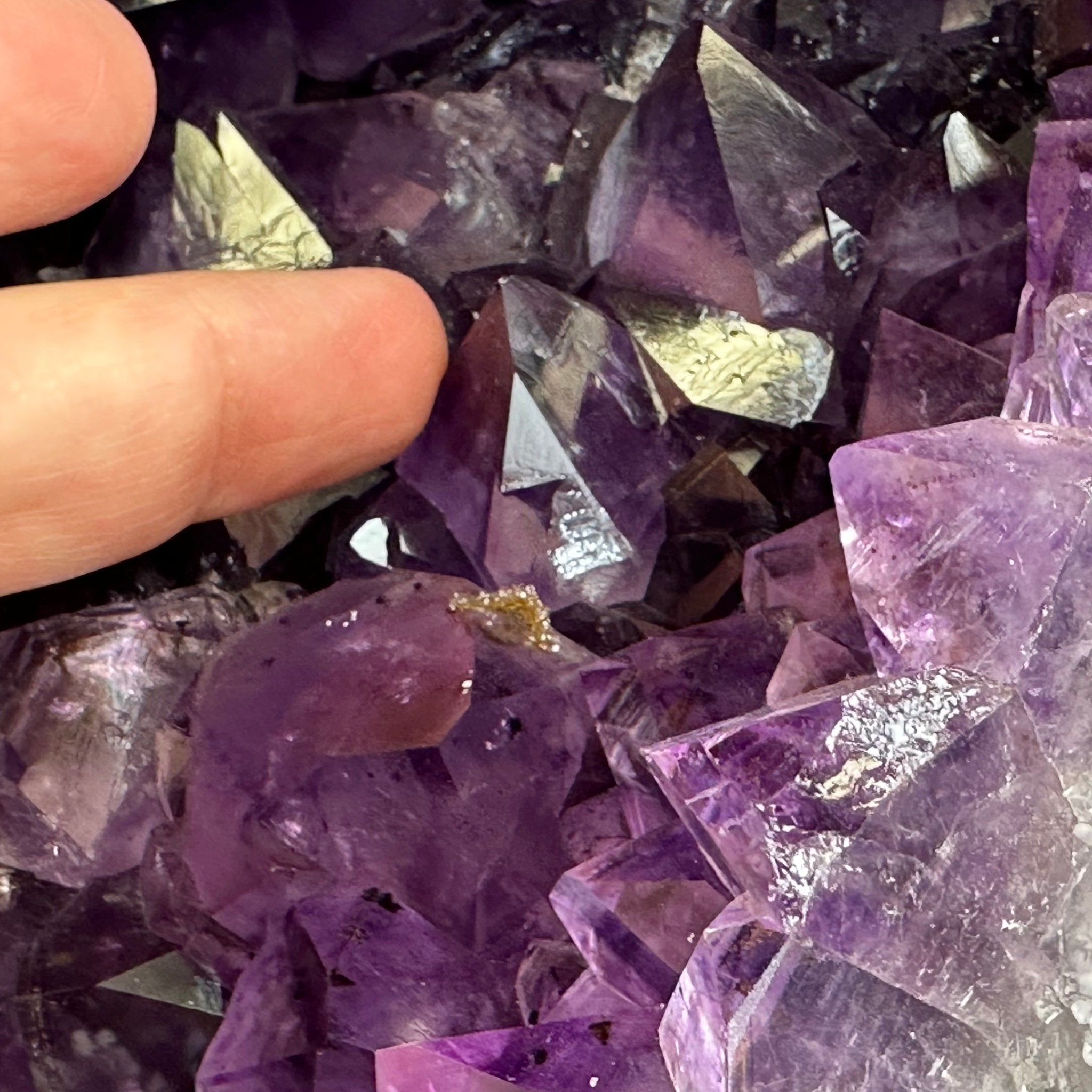 Super Quality Brazilian Amethyst Cathedral, 98.2 lbs & 17.4" Tall, Model #5601-1182 by Brazil Gems - Brazil GemsBrazil GemsSuper Quality Brazilian Amethyst Cathedral, 98.2 lbs & 17.4" Tall, Model #5601-1182 by Brazil GemsCathedrals5601-1182