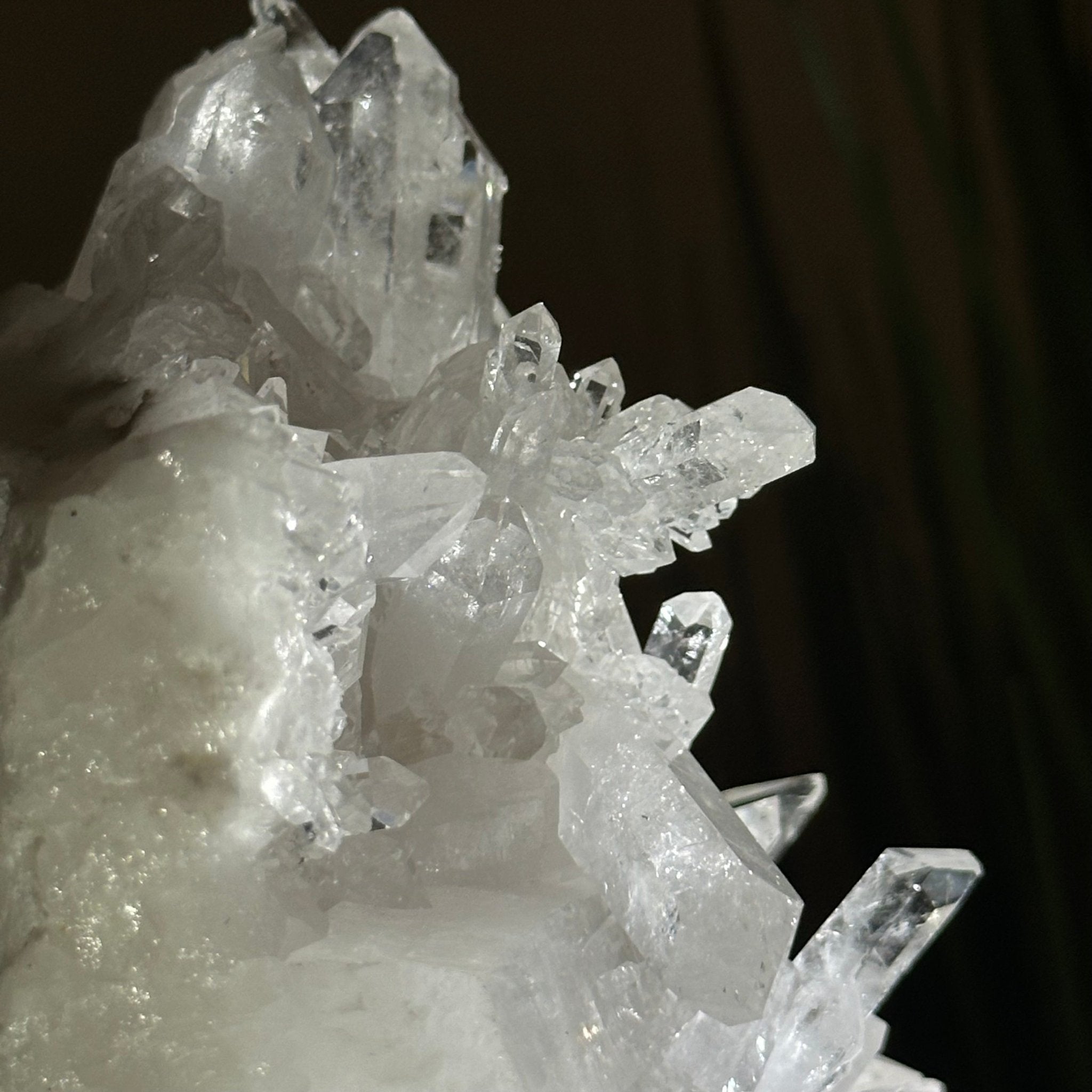 Super Quality Clear Quartz Cluster, Metal Stand, 3.5 lbs & 8.2" Tall 5495 - 0084 - Brazil GemsBrazil GemsSuper Quality Clear Quartz Cluster, Metal Stand, 3.5 lbs & 8.2" Tall 5495 - 0084Clusters on Fixed Bases5495 - 0084