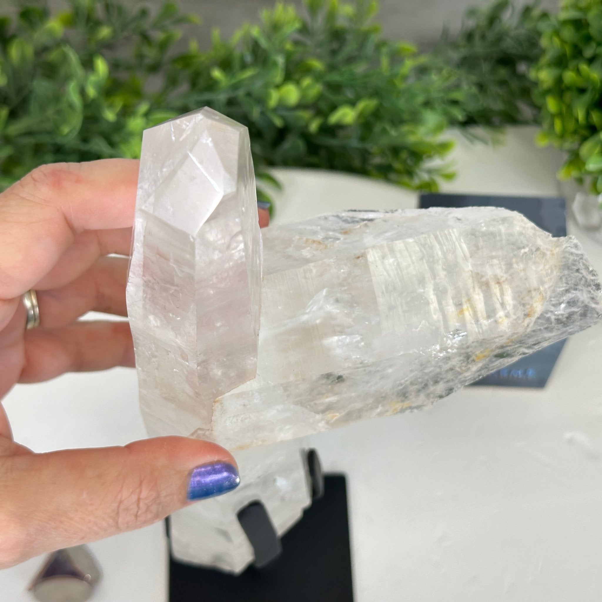 Super Quality Clear Quartz Point on a Metal Stand, 3 lbs & 12.1" Tall #3121CQ-003 - Brazil GemsBrazil GemsSuper Quality Clear Quartz Point on a Metal Stand, 3 lbs & 12.1" Tall #3121CQ-003Crystal Points3121CQ-003