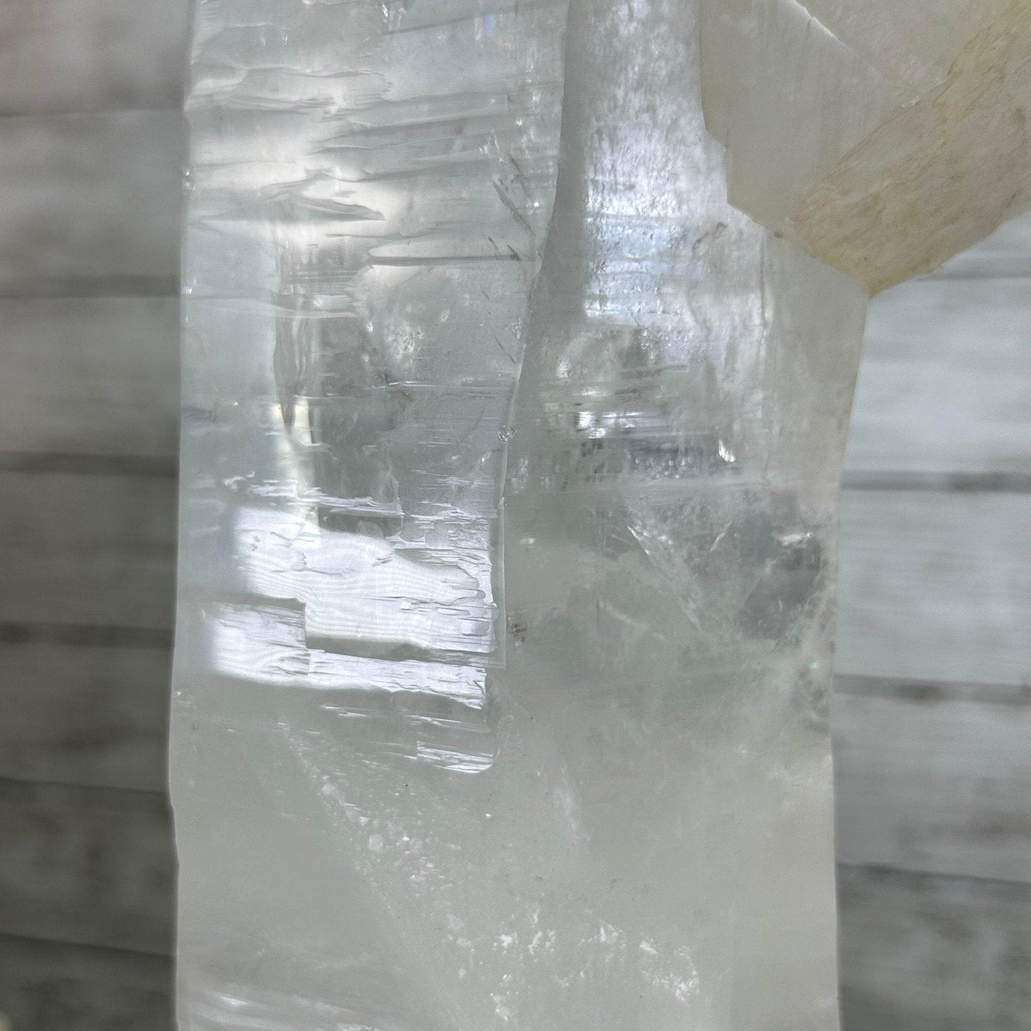 Super Quality Clear Quartz Point on a Rotating Stand, 15.9 lbs & 17.8" Tall #3120CQ-003 - Brazil GemsBrazil GemsSuper Quality Clear Quartz Point on a Rotating Stand, 15.9 lbs & 17.8" Tall #3120CQ-003Crystal Points3120CQ-003