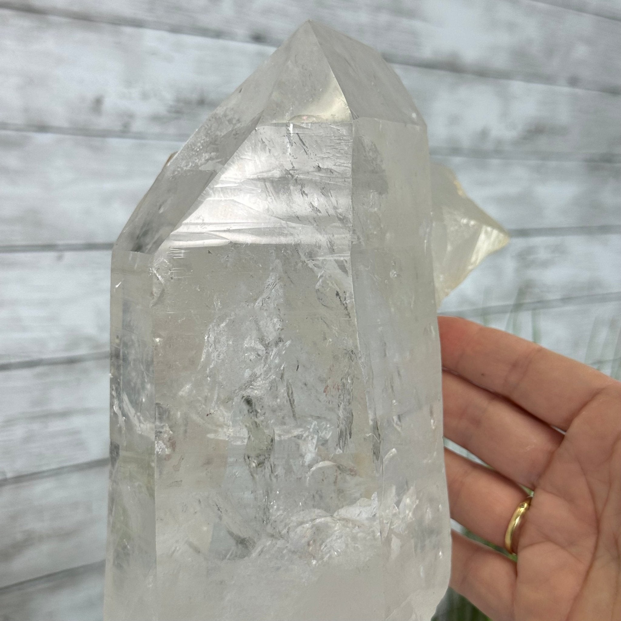 Super Quality Clear Quartz Point on a Rotating Stand, 15.9 lbs & 17.8" Tall #3120CQ-003 - Brazil GemsBrazil GemsSuper Quality Clear Quartz Point on a Rotating Stand, 15.9 lbs & 17.8" Tall #3120CQ-003Crystal Points3120CQ-003