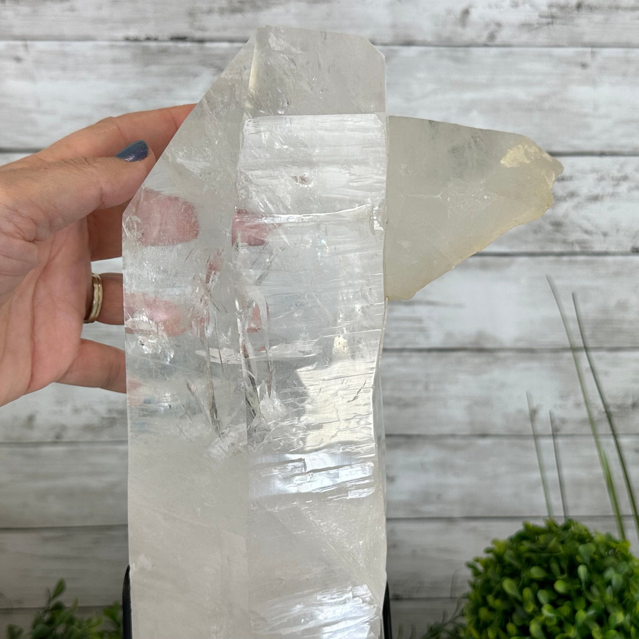 Super Quality Clear Quartz Point on a Rotating Stand, 15.9 lbs & 17.8" Tall #3120CQ-003 - Brazil GemsBrazil GemsSuper Quality Clear Quartz Point on a Rotating Stand, 15.9 lbs & 17.8" Tall #3120CQ-003Crystal Points3120CQ-003