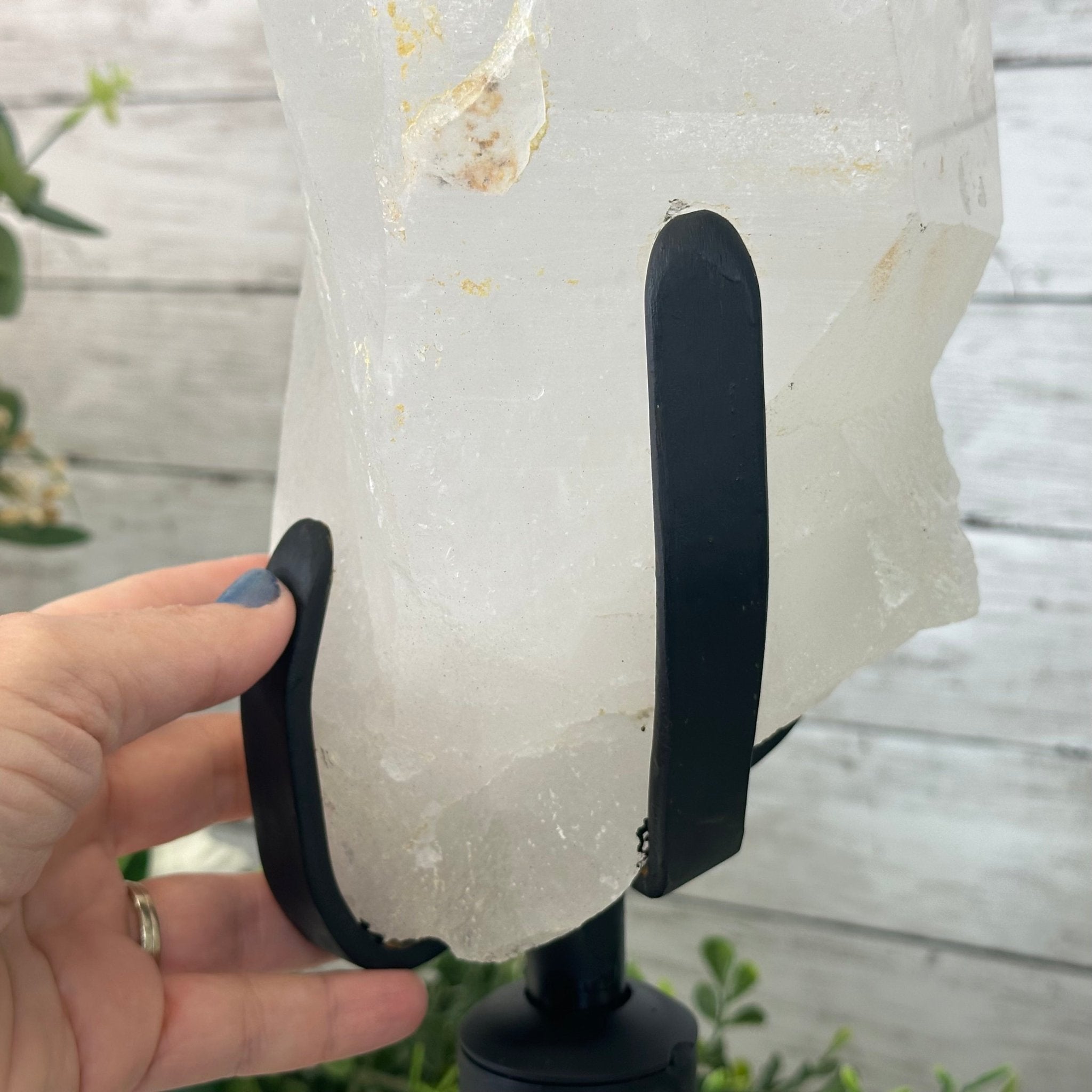 Super Quality Clear Quartz Point on a Rotating Stand, 28.9 lbs & 25.4" Tall #3120CQ-006 - Brazil GemsBrazil GemsSuper Quality Clear Quartz Point on a Rotating Stand, 28.9 lbs & 25.4" Tall #3120CQ-006Crystal Points3120CQ-006