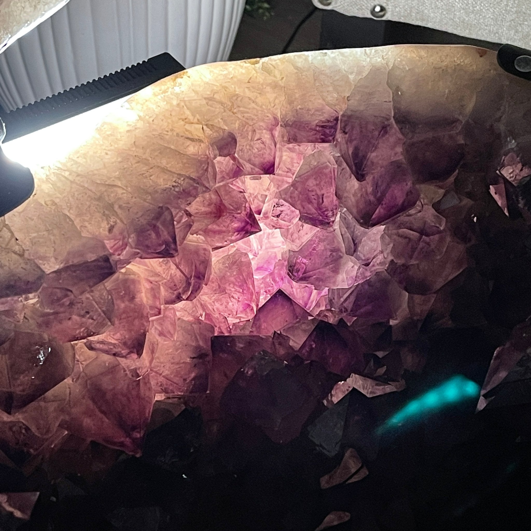 Super Quality Polished Amethyst "Jewelry Box", Clam Shell style Lid, 187.4 lbs & 24" tall, Model #5656-0007 by Brazil Gems - Brazil GemsBrazil GemsSuper Quality Polished Amethyst "Jewelry Box", Clam Shell style Lid, 187.4 lbs & 24" tall, Model #5656-0007 by Brazil GemsGeode Jewelry Boxes5656-0007