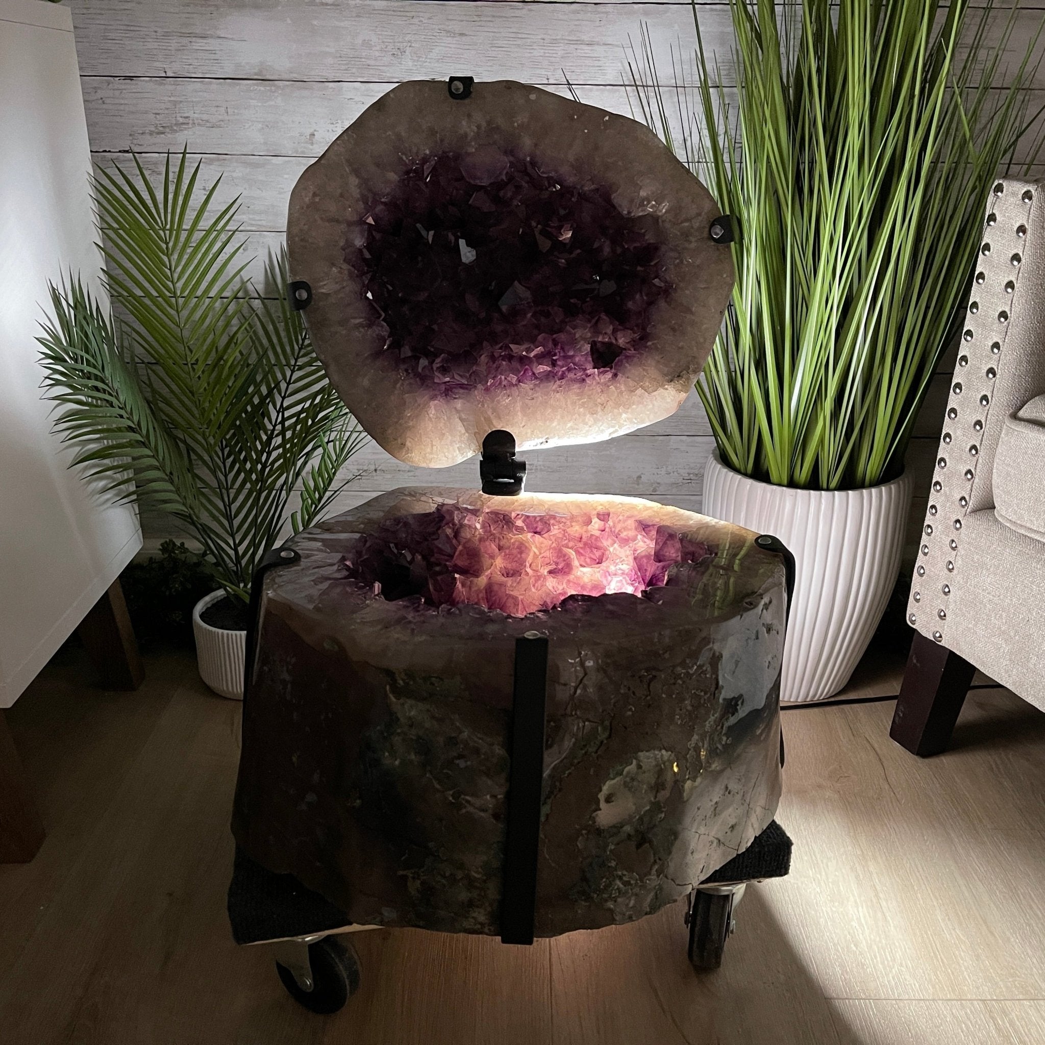 Super Quality Polished Amethyst "Jewelry Box", Clam Shell style Lid, 187.4 lbs & 24" tall, Model #5656-0007 by Brazil Gems - Brazil GemsBrazil GemsSuper Quality Polished Amethyst "Jewelry Box", Clam Shell style Lid, 187.4 lbs & 24" tall, Model #5656-0007 by Brazil GemsGeode Jewelry Boxes5656-0007