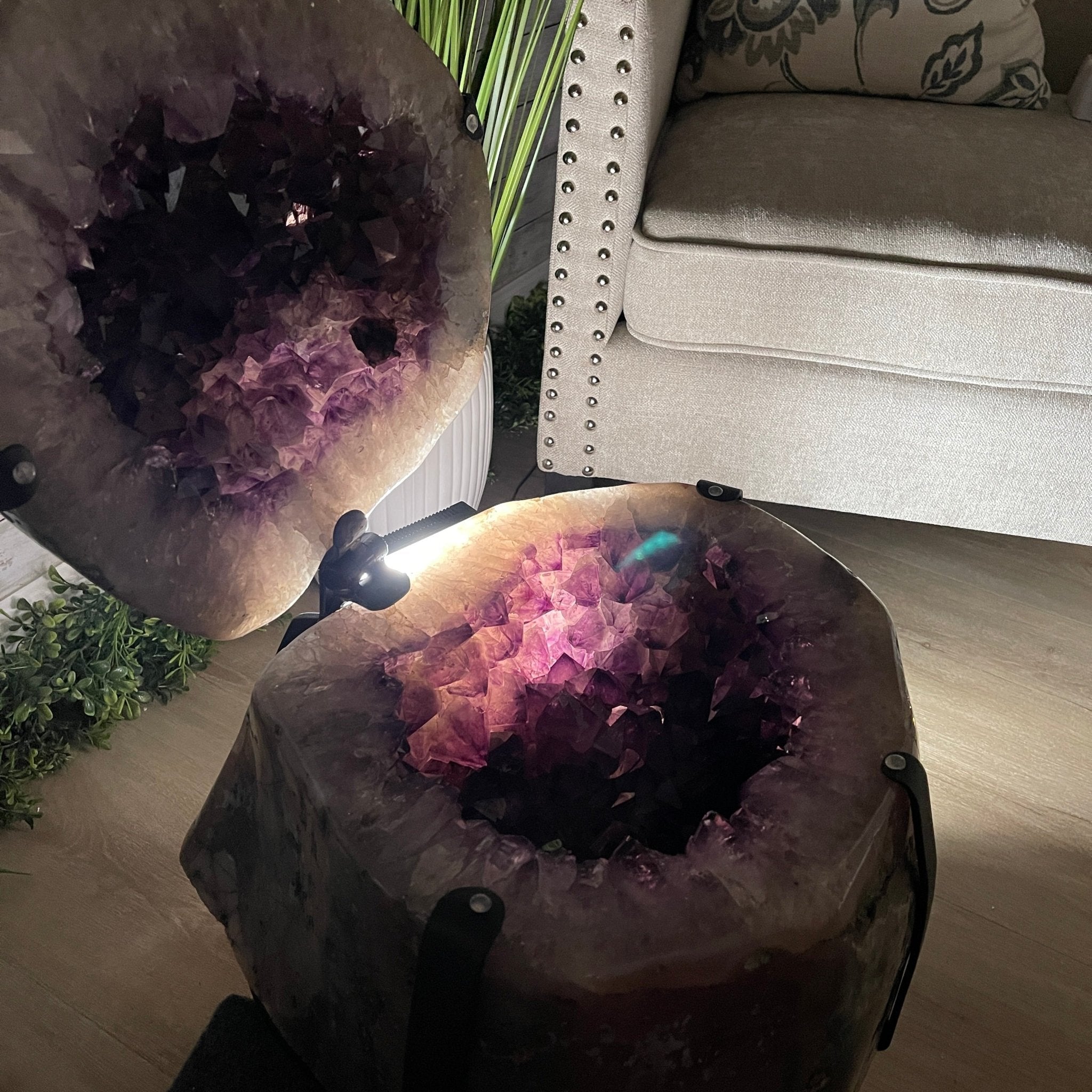 Super Quality Polished Amethyst "Jewelry Box", Clam Shell style Lid, 187.4 lbs & 24" tall, Model #5656-0007 by Brazil Gems - Brazil GemsBrazil GemsSuper Quality Polished Amethyst "Jewelry Box", Clam Shell style Lid, 187.4 lbs & 24" tall, Model #5656-0007 by Brazil GemsGeode Jewelry Boxes5656-0007