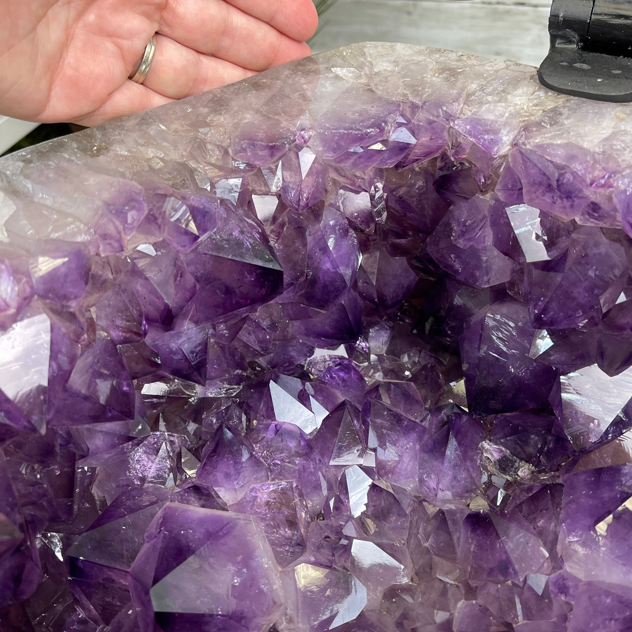 Super Quality Polished Amethyst "Jewelry Box", Clam Shell style Lid, 187.4 lbs & 24" tall, Model #5656-0007 by Brazil Gems - Brazil GemsBrazil GemsSuper Quality Polished Amethyst "Jewelry Box", Clam Shell style Lid, 187.4 lbs & 24" tall, Model #5656-0007 by Brazil GemsGeode Jewelry Boxes5656-0007