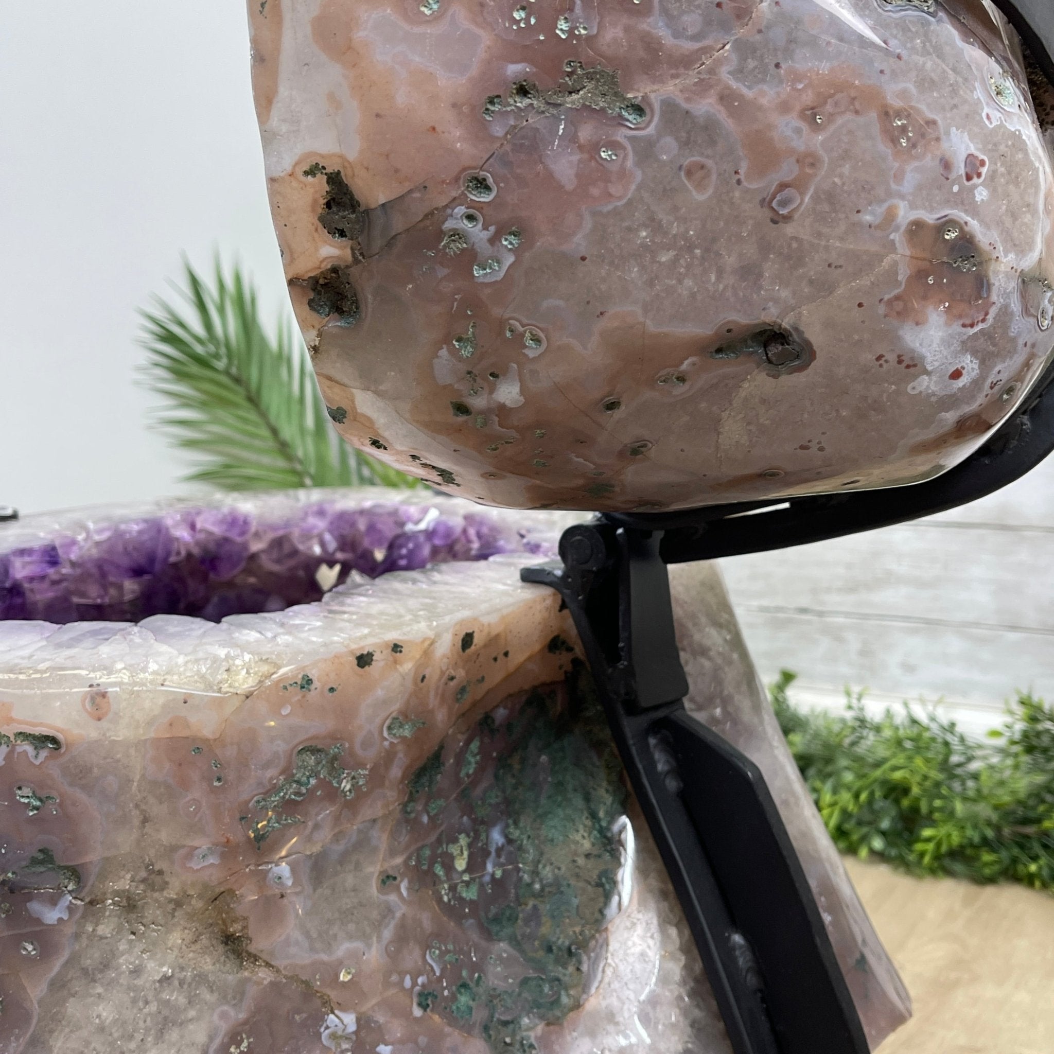 Super Quality Polished Amethyst "Jewelry Box", Clam Shell style Lid, 187.4 lbs & 24" tall, Model #5656-0007 by Brazil Gems - Brazil GemsBrazil GemsSuper Quality Polished Amethyst "Jewelry Box", Clam Shell style Lid, 187.4 lbs & 24" tall, Model #5656-0007 by Brazil GemsGeode Jewelry Boxes5656-0007