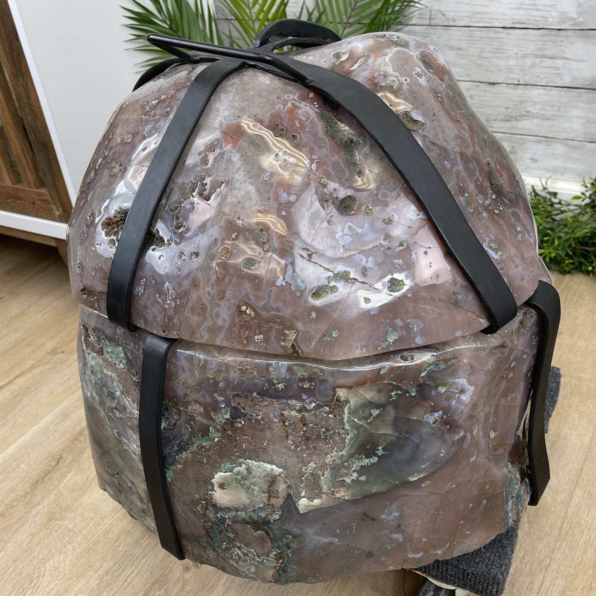 Super Quality Polished Amethyst "Jewelry Box", Clam Shell style Lid, 187.4 lbs & 24" tall, Model #5656-0007 by Brazil Gems - Brazil GemsBrazil GemsSuper Quality Polished Amethyst "Jewelry Box", Clam Shell style Lid, 187.4 lbs & 24" tall, Model #5656-0007 by Brazil GemsGeode Jewelry Boxes5656-0007