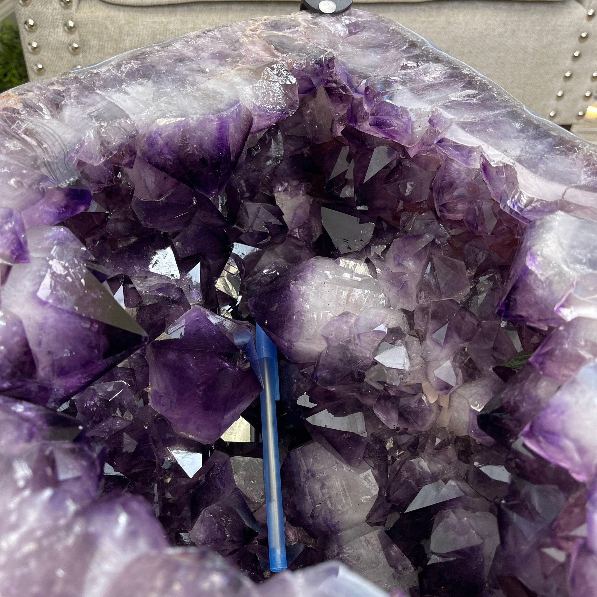 Super Quality Polished Amethyst "Jewelry Box", Clam Shell style Lid, 189.6 lbs & 25.5" tall, Model #5656-0008 by Brazil Gems - Brazil GemsBrazil GemsSuper Quality Polished Amethyst "Jewelry Box", Clam Shell style Lid, 189.6 lbs & 25.5" tall, Model #5656-0008 by Brazil GemsGeode Jewelry Boxes5656-0008