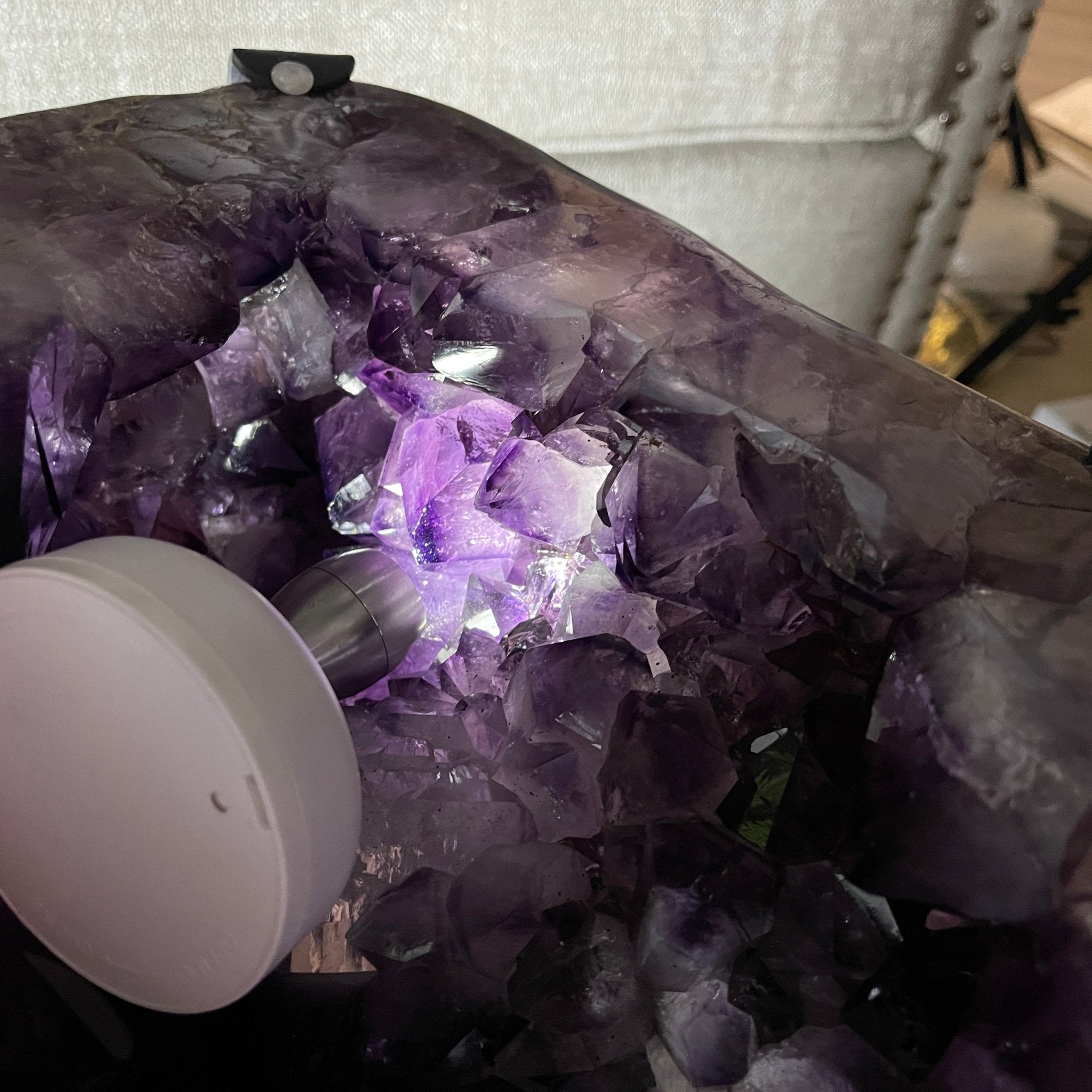Super Quality Polished Amethyst "Jewelry Box", Clam Shell style Lid, 189.6 lbs & 25.5" tall, Model #5656-0008 by Brazil Gems - Brazil GemsBrazil GemsSuper Quality Polished Amethyst "Jewelry Box", Clam Shell style Lid, 189.6 lbs & 25.5" tall, Model #5656-0008 by Brazil GemsGeode Jewelry Boxes5656-0008